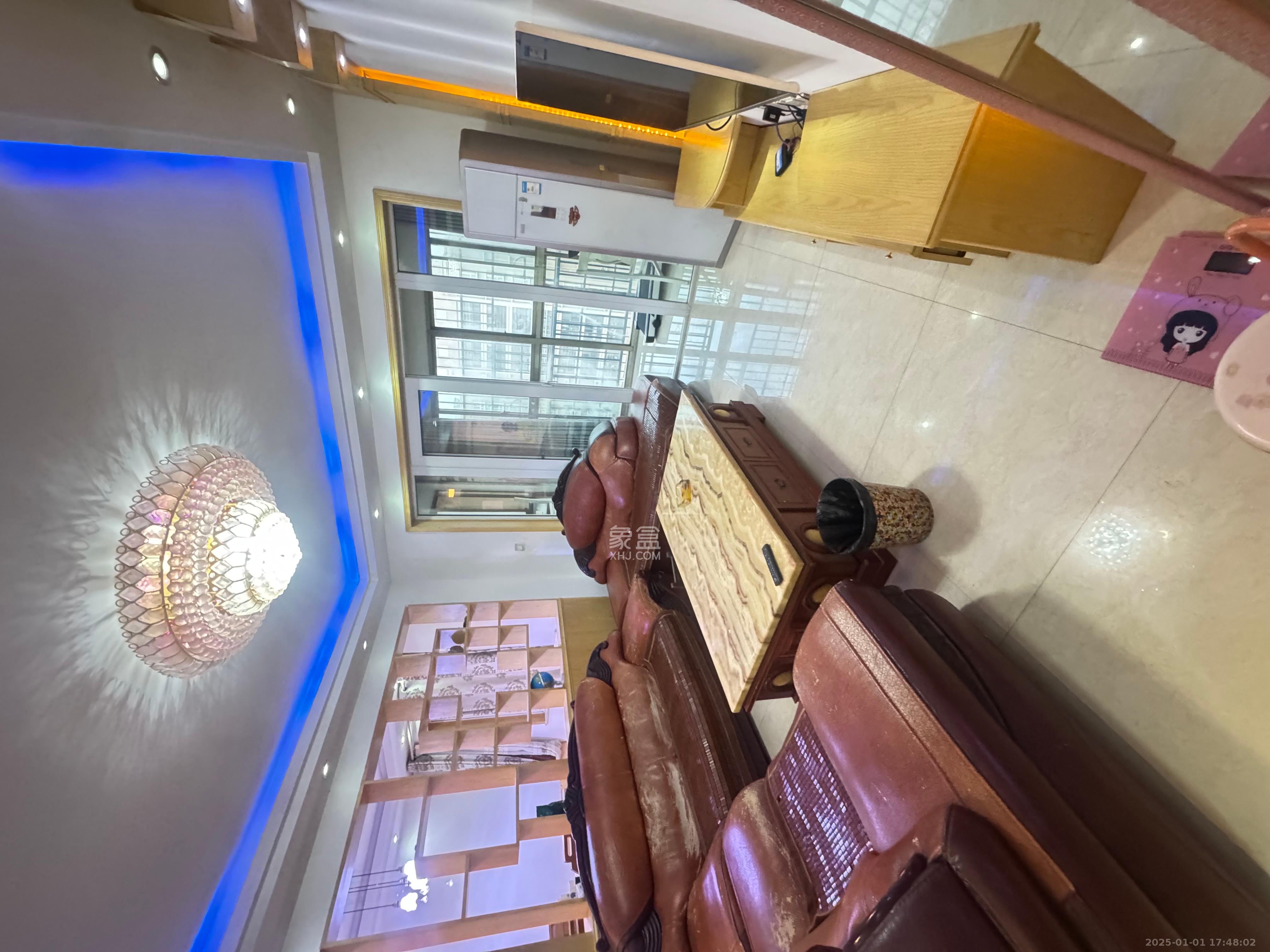 和沁园 3室1厅1卫 2500.0元/月 和沁园 3室1厅1卫 2500.0元/月室内图