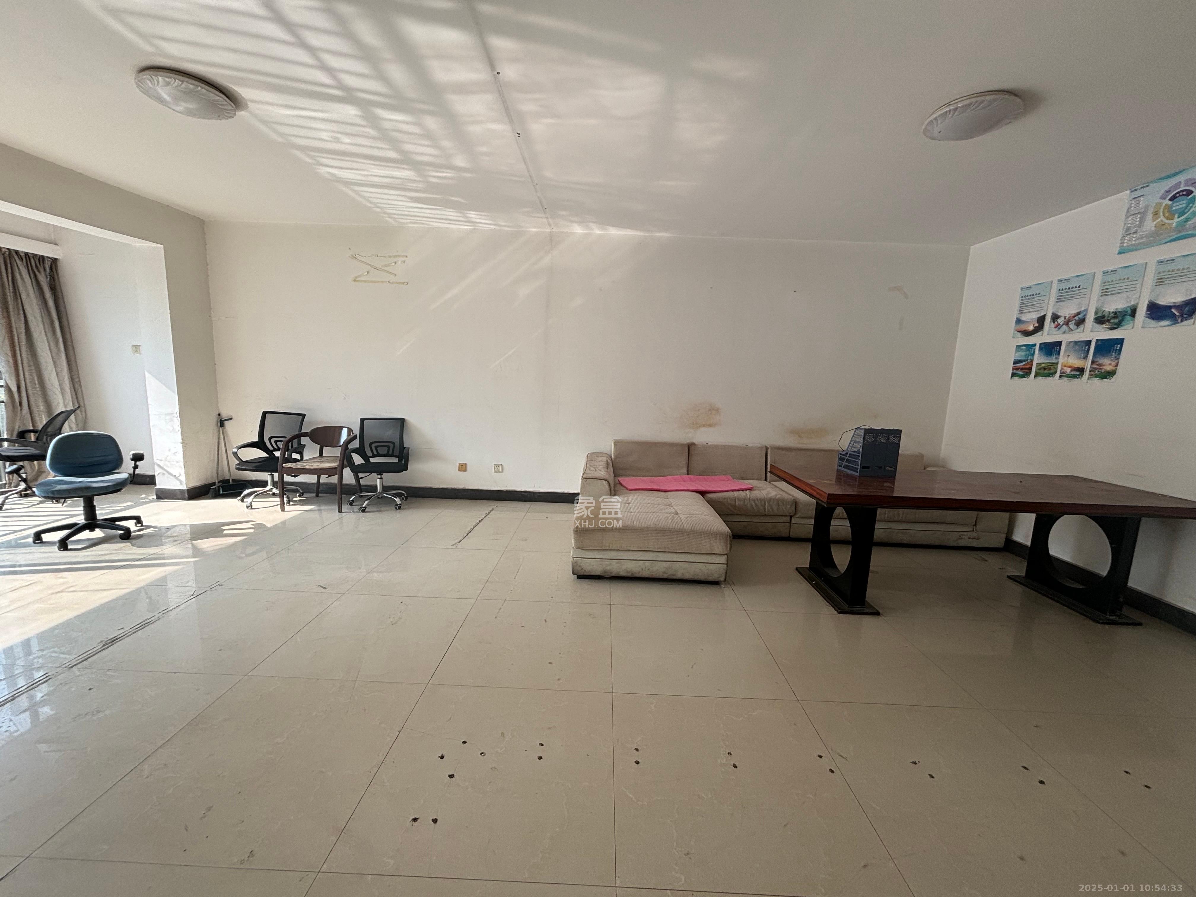 湘域中央 3室2厅2卫 4800.0元/月 湘域中央 3室2厅2卫 4800.0元/月室内图