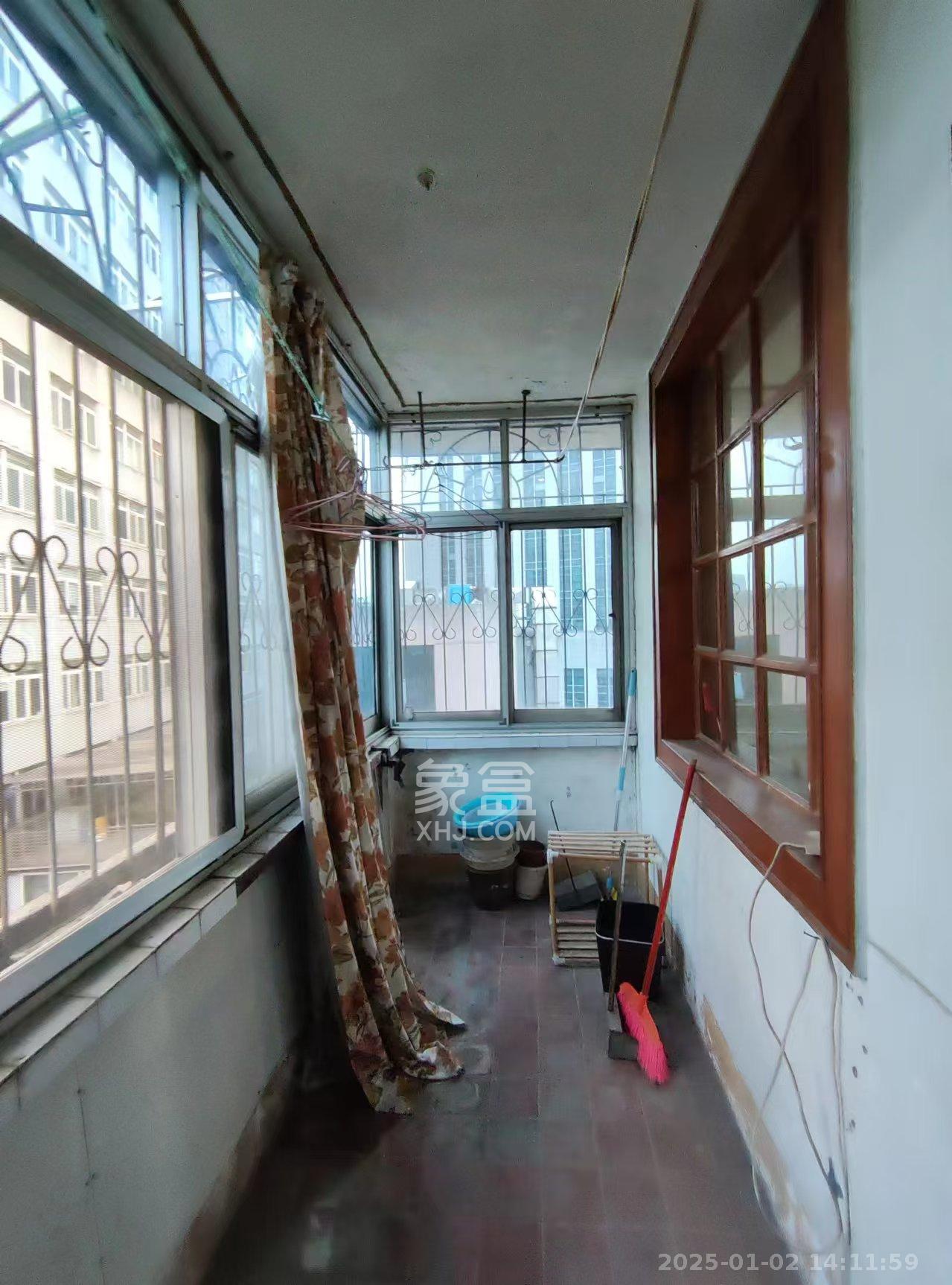 长岭建筑宿舍  3室1厅1卫   1500.00元/月室内图