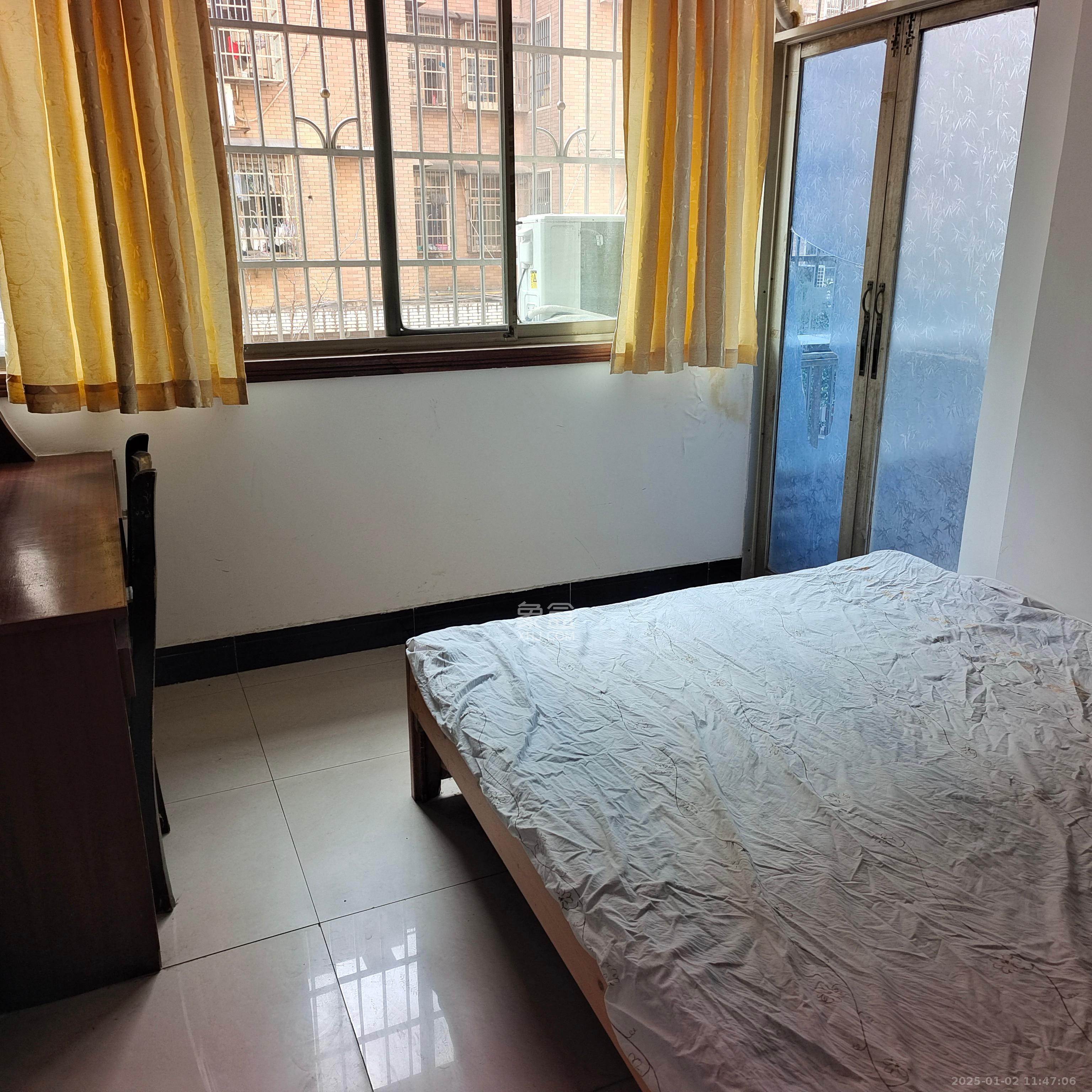 黄鹤小区1片 3室2厅1卫 1800.0元/月 黄鹤小区1片 3室2厅1卫 1800.0元/月室内图