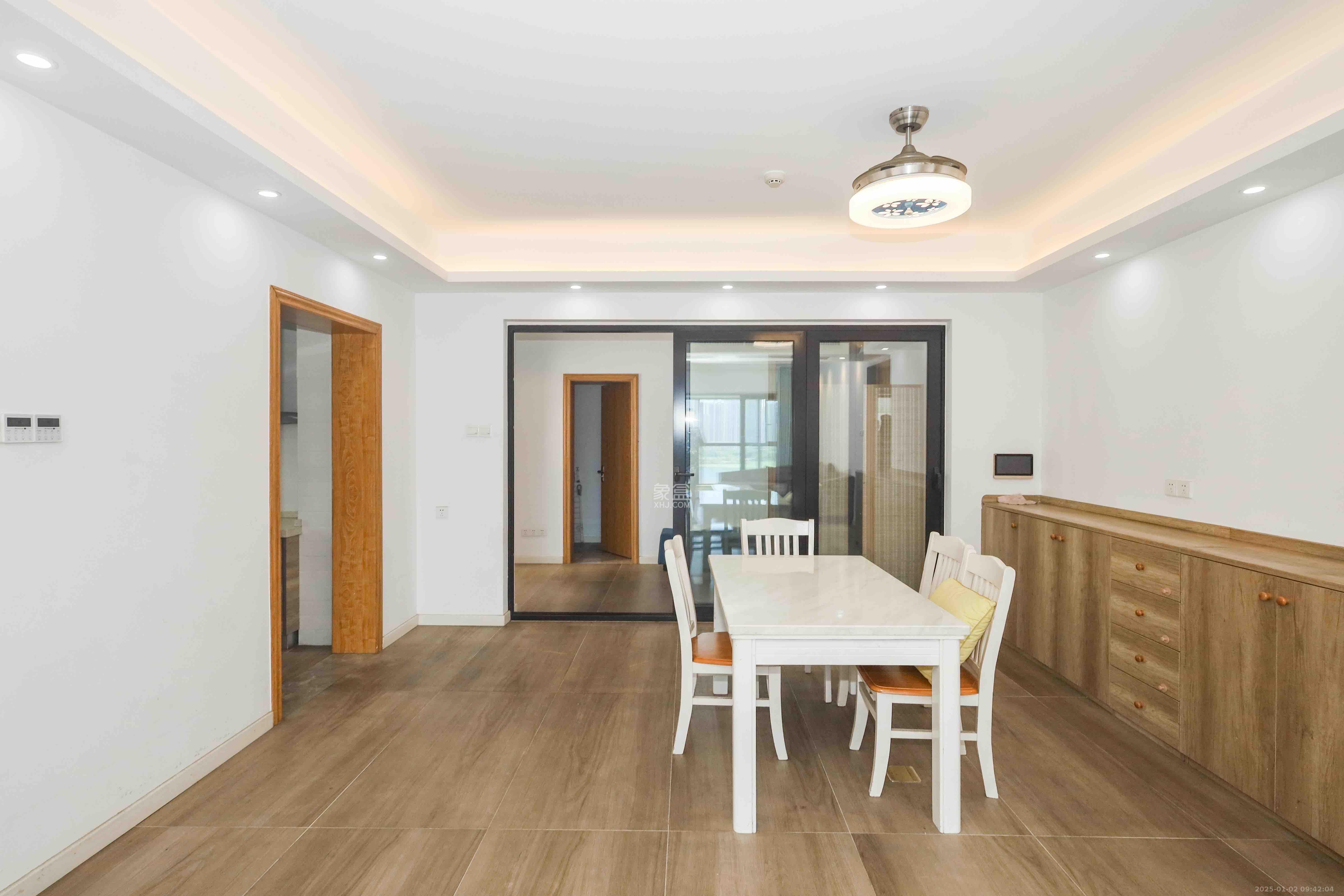 晟通牡丹舸 3室2厅2卫 5800.0元/月 晟通牡丹舸 3室2厅2卫 5800.0元/月室内图