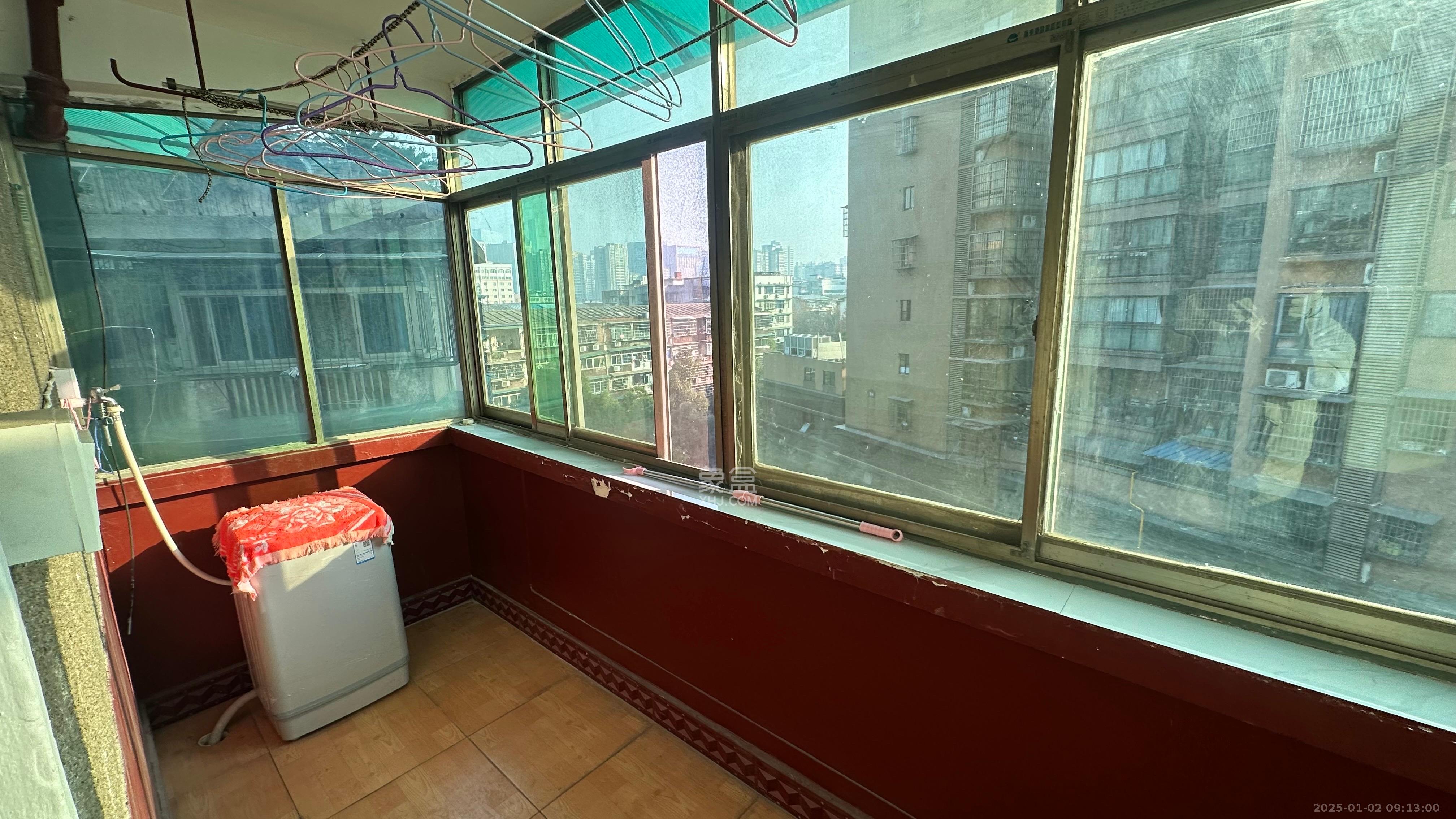 红旗区四片  2室1厅1卫    1200.0元/月 红旗区四片  2室1厅1卫    1200.0元/月室内图