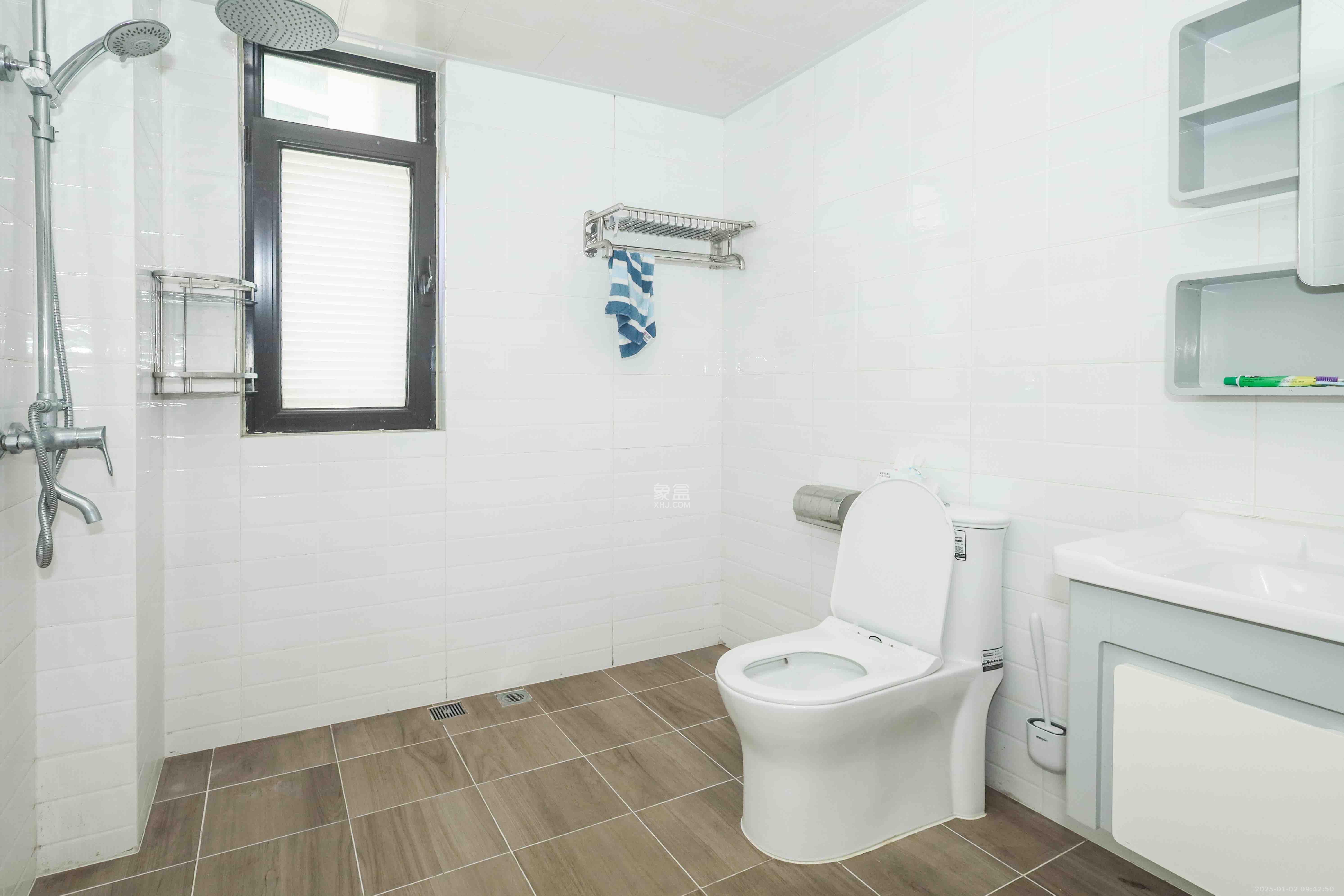 晟通牡丹舸 3室2厅2卫 5800.0元/月 晟通牡丹舸 3室2厅2卫 5800.0元/月室内图