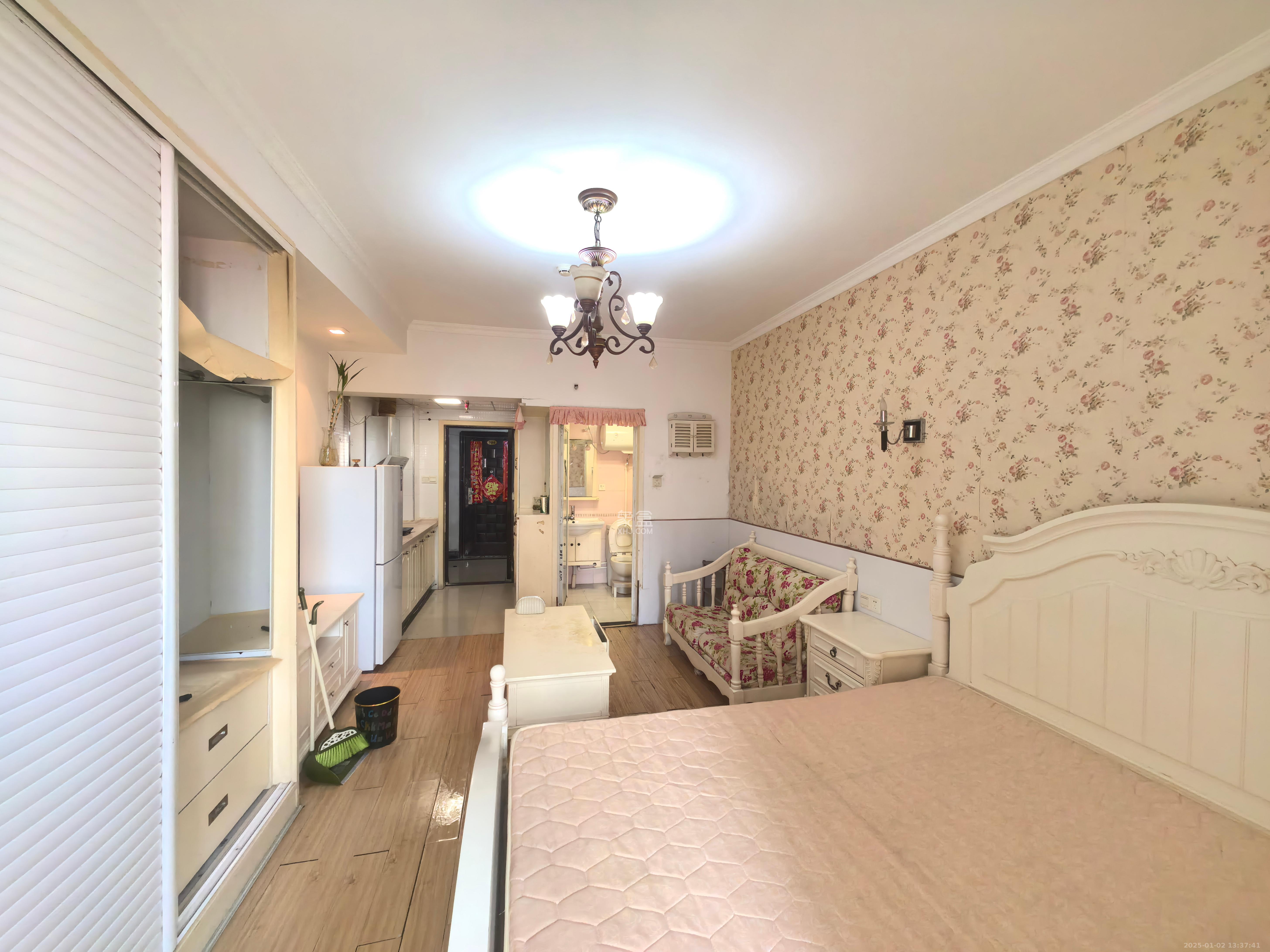 2076至高点 1室1厅1卫 1200.0元/月 2076至高点 1室1厅1卫 1200.0元/月室内图