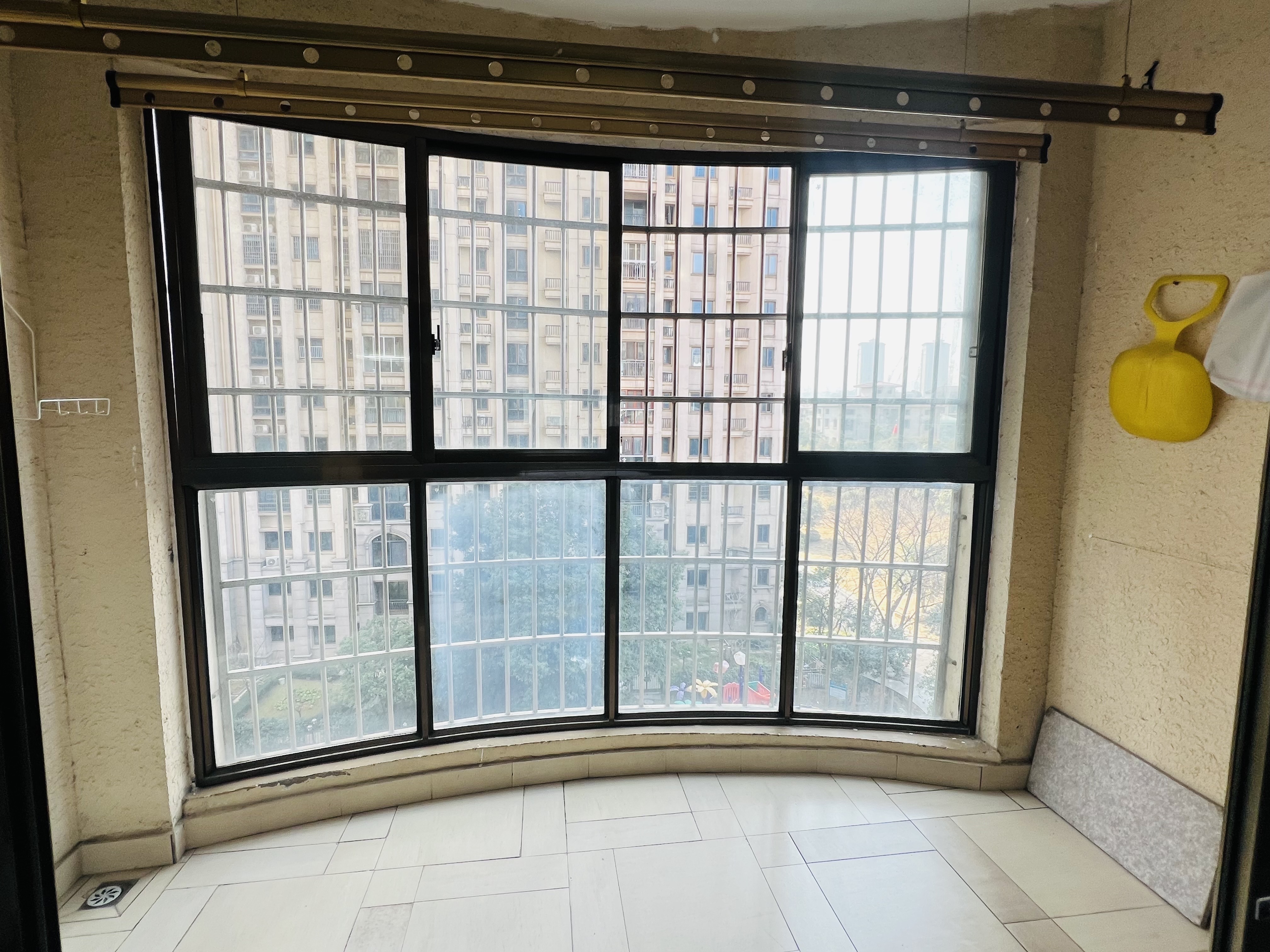 碧桂园 3室2厅1卫 1800.0元/月 碧桂园 3室2厅1卫 1800.0元/月室内图