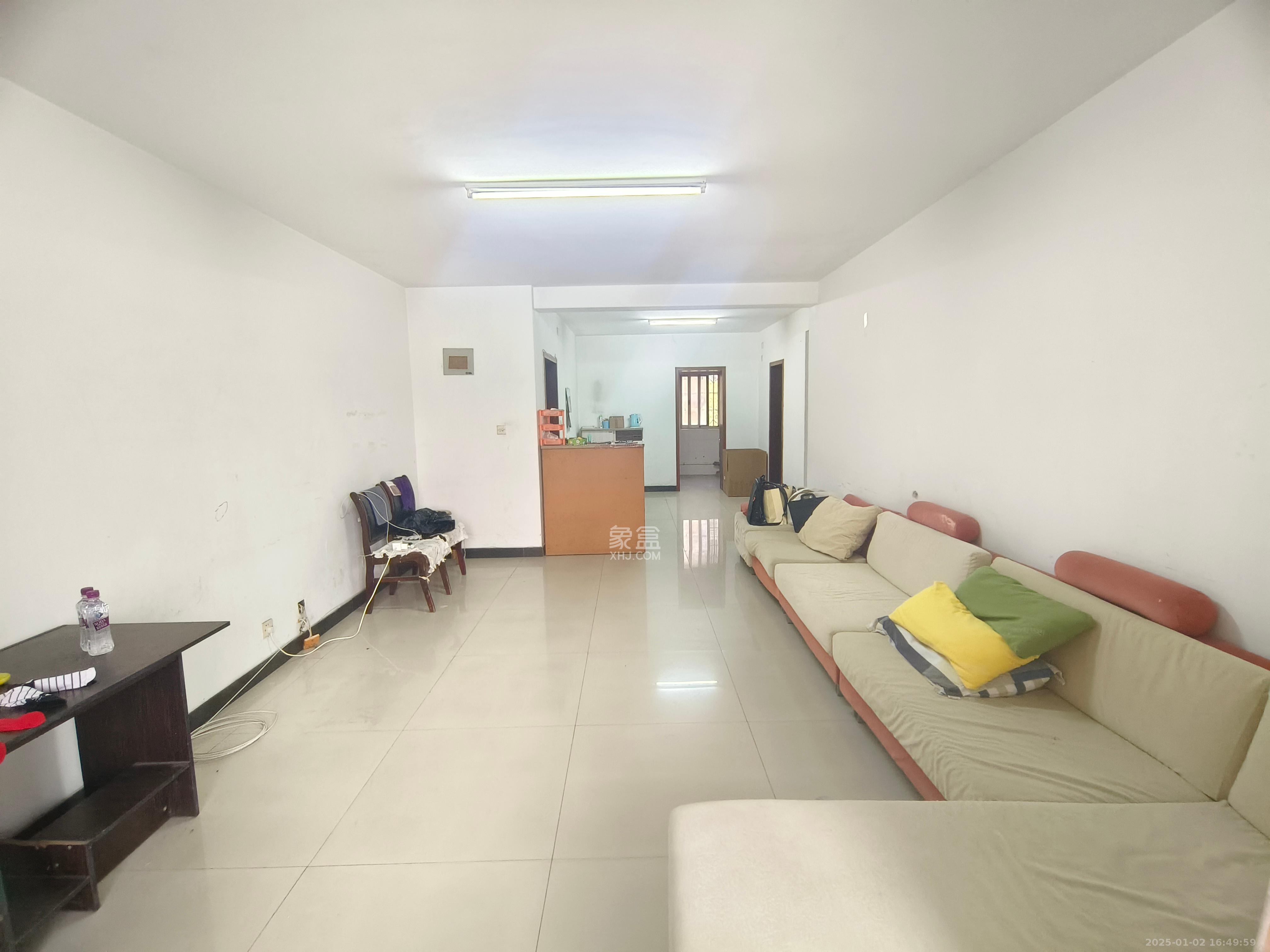 丰园(中山小区)  3室2厅2卫    1900.0元/月 丰园(中山小区)  3室2厅2卫    1900.0元/月室内图