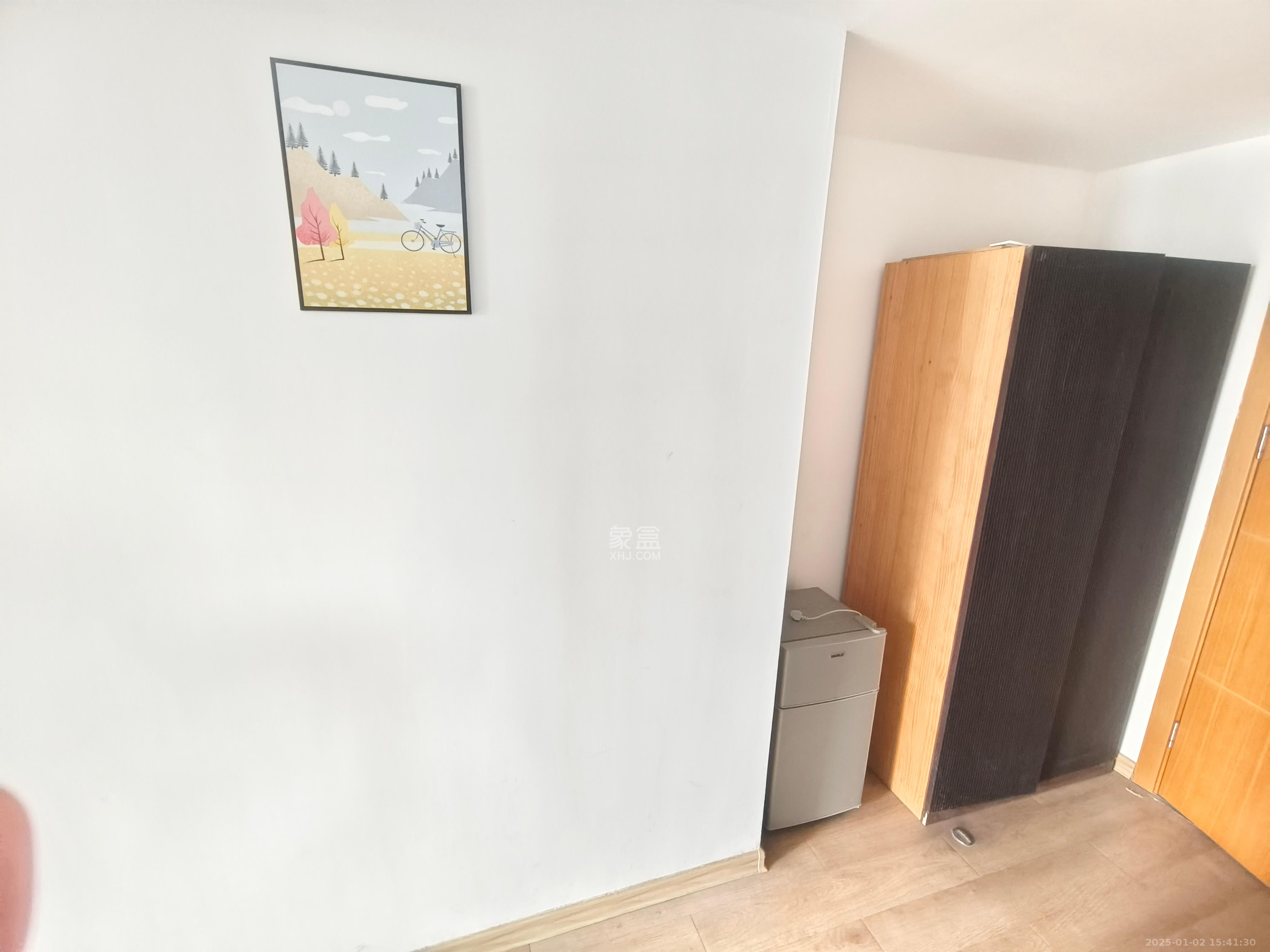 香槟小镇(香槟花苑) 1室1厅1卫 1100.0元/月 香槟小镇(香槟花苑) 1室1厅1卫 1100.0元/月室内图