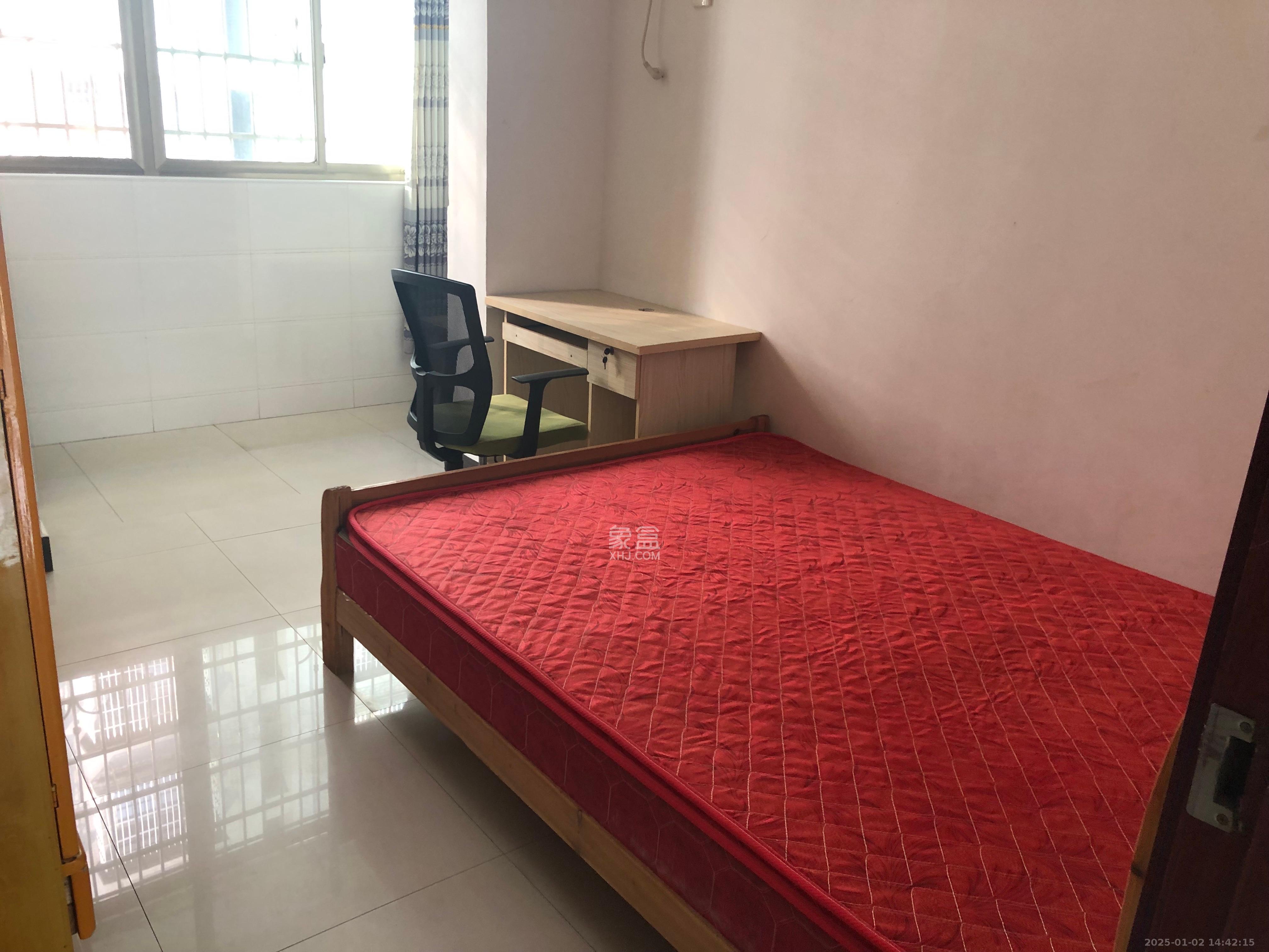 金桂小区一期 3室2厅1卫 1700.0元/月 金桂小区一期 3室2厅1卫 1700.0元/月室内图