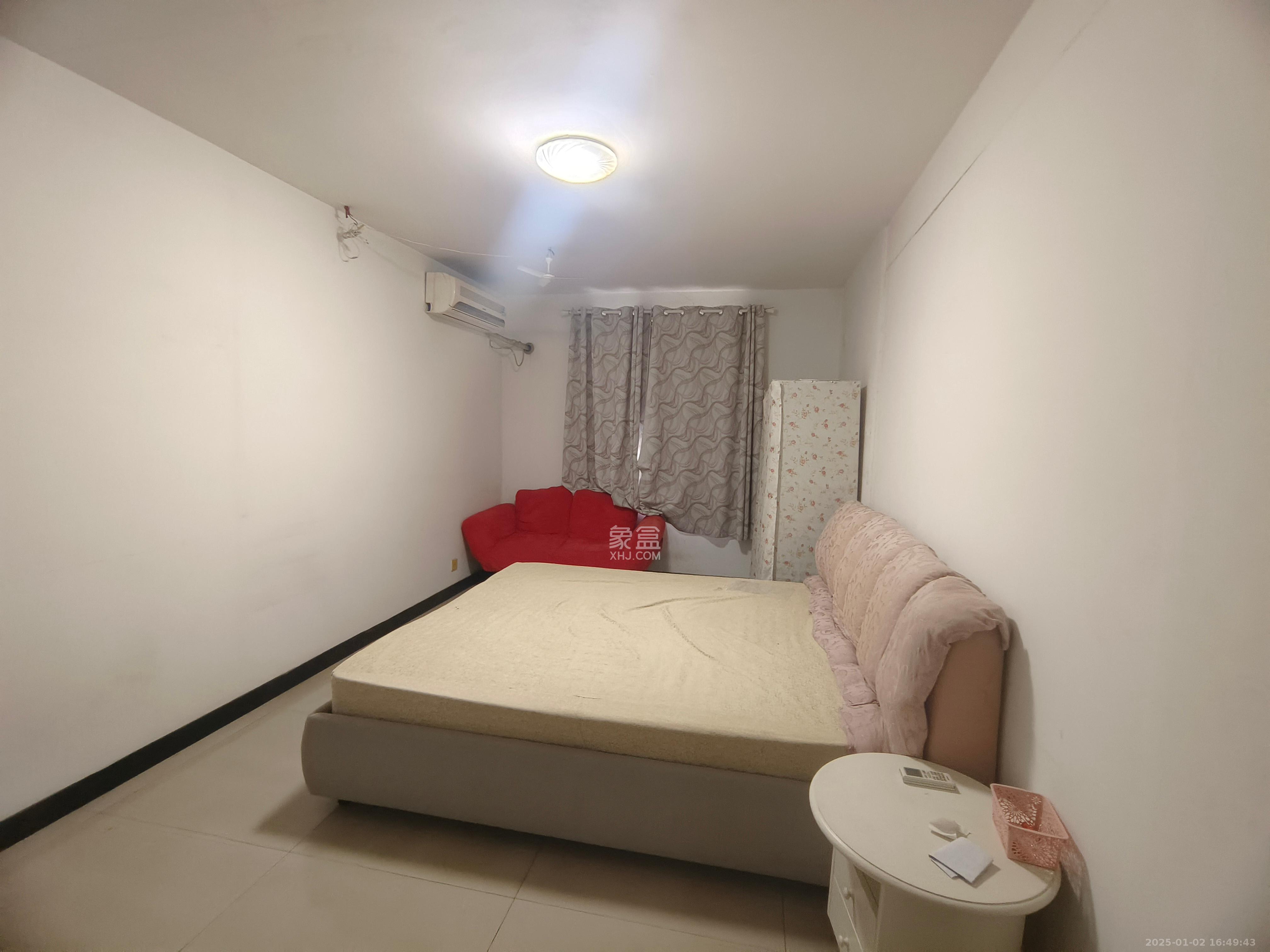 丰园(中山小区)  3室2厅2卫    1900.0元/月 丰园(中山小区)  3室2厅2卫    1900.0元/月室内图