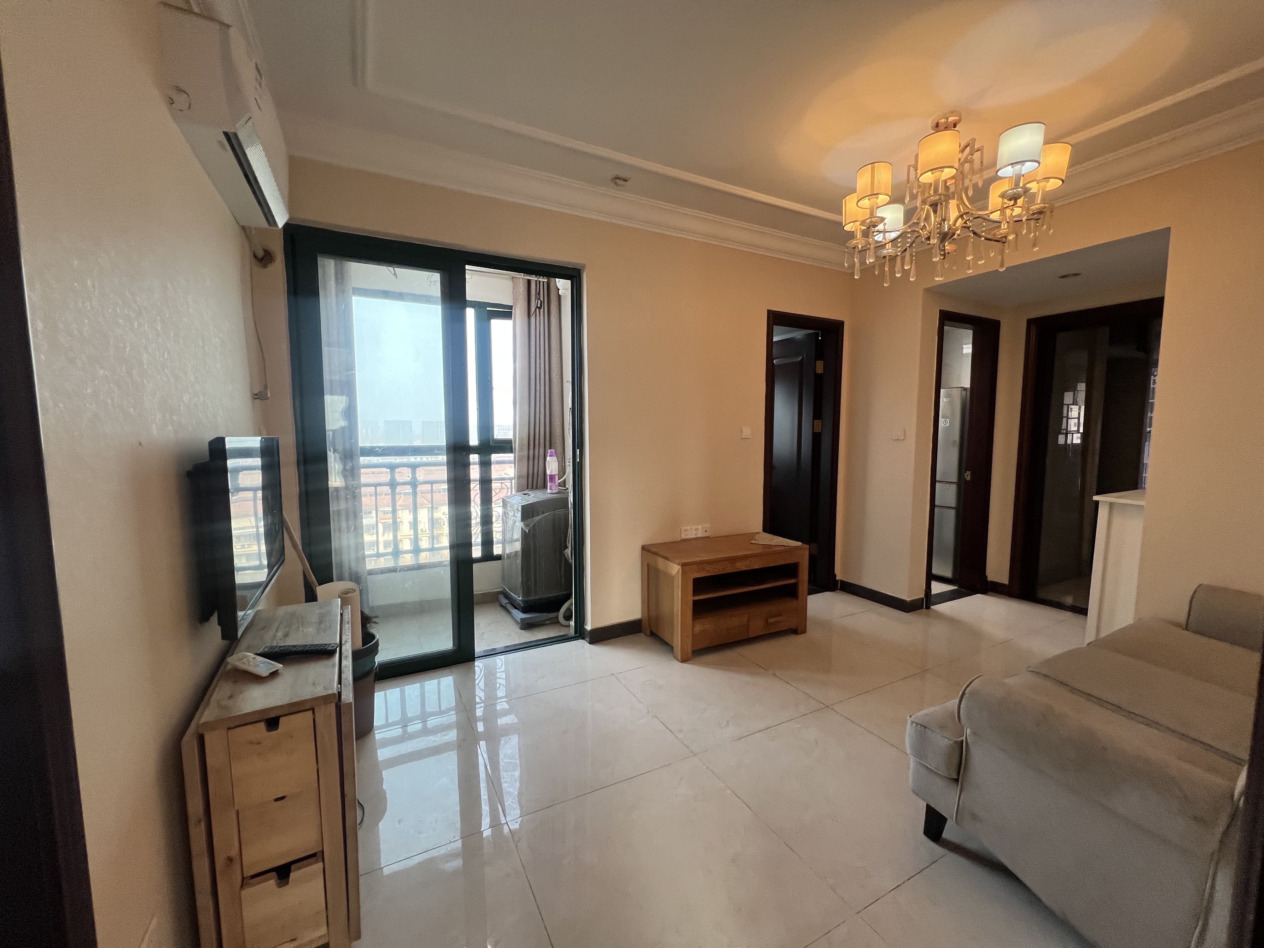 恒大绿洲 2室2厅1卫 1580.0元/月 恒大绿洲 2室2厅1卫 1580.0元/月室内图