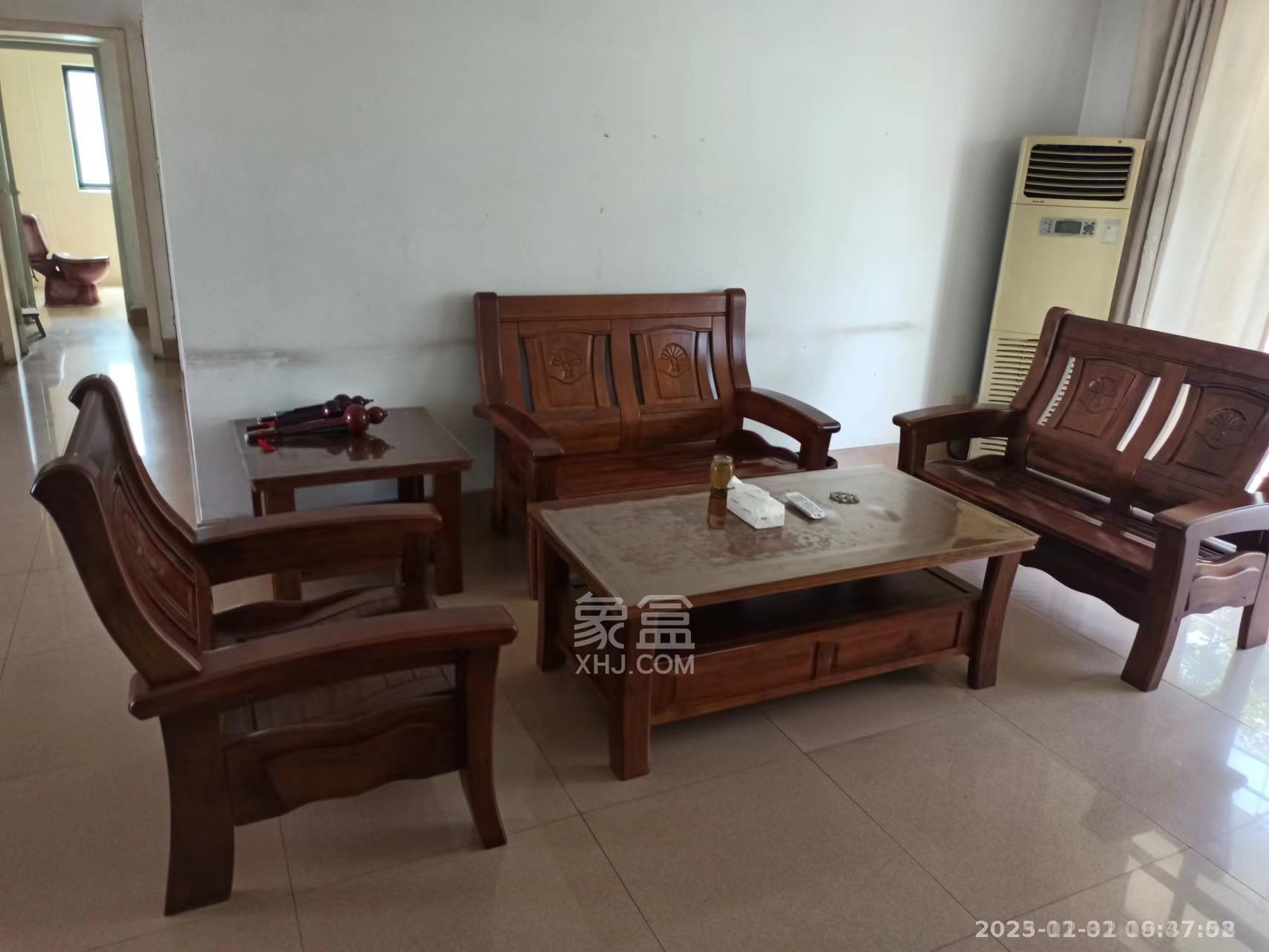 海创明珠花园 4室2厅1卫 2000.0元/月 海创明珠花园 4室2厅1卫 2000.0元/月室内图