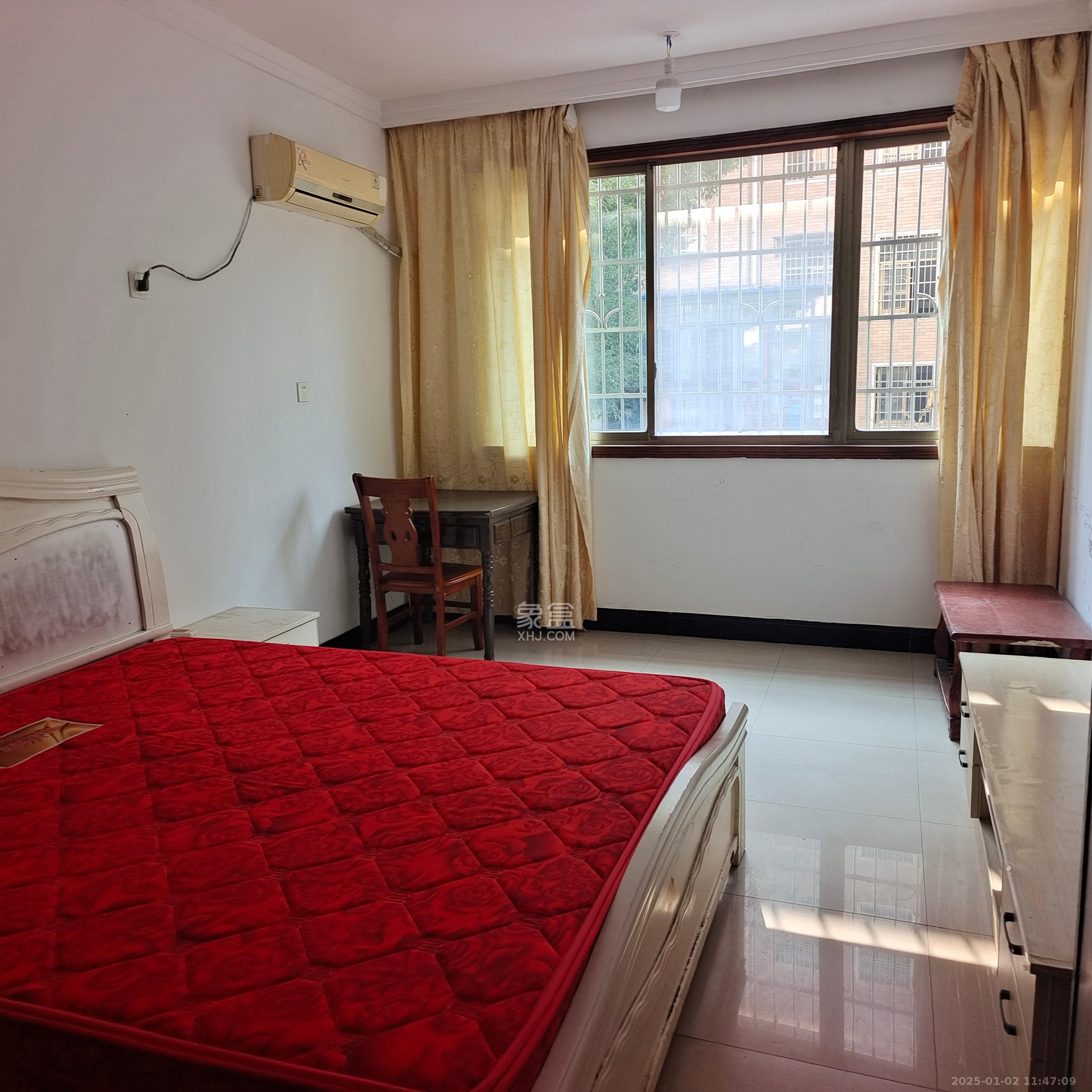 黄鹤小区1片 3室2厅1卫 1800.0元/月 黄鹤小区1片 3室2厅1卫 1800.0元/月室内图