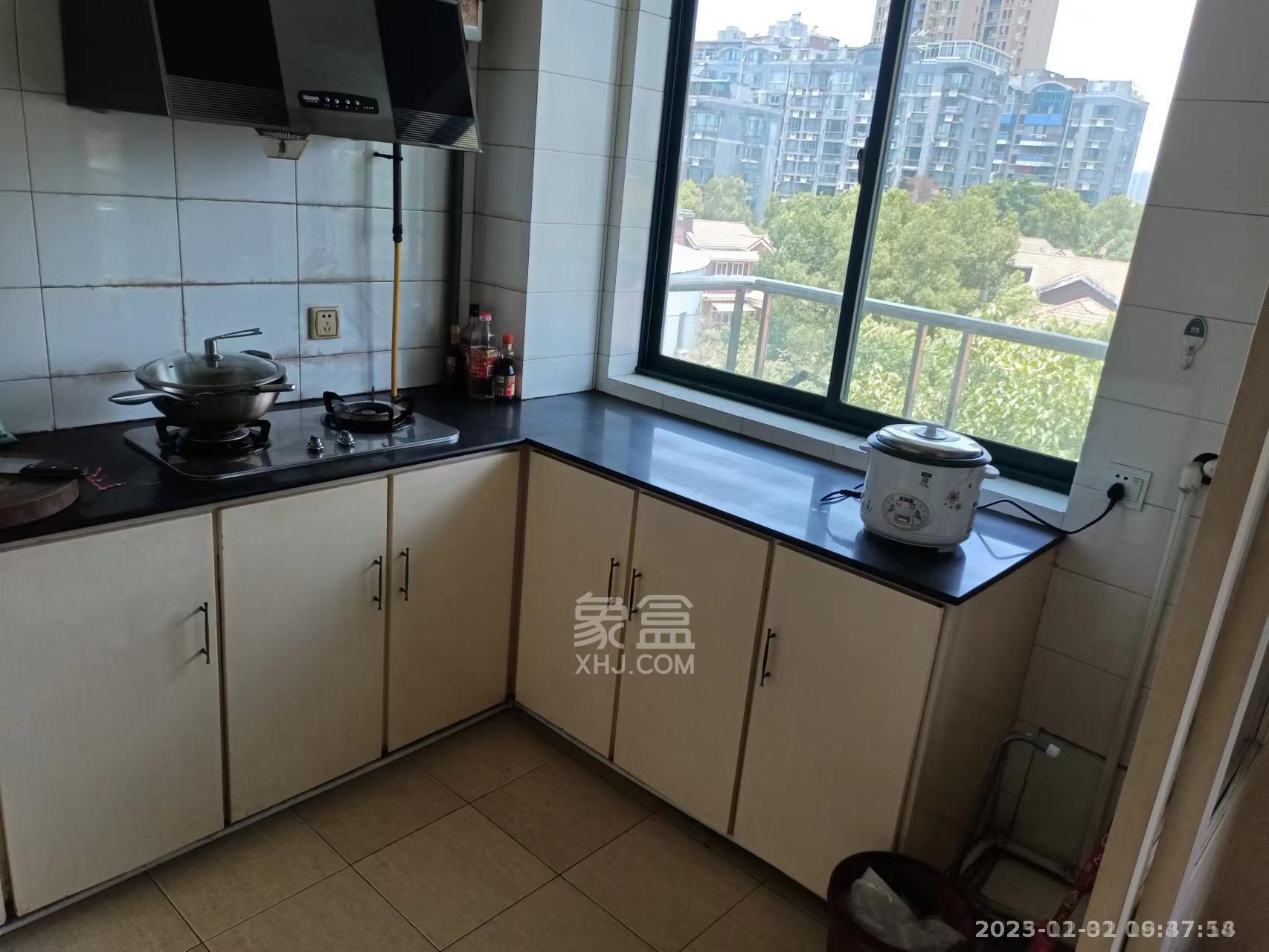 海创明珠花园 4室2厅1卫 2000.0元/月 海创明珠花园 4室2厅1卫 2000.0元/月室内图