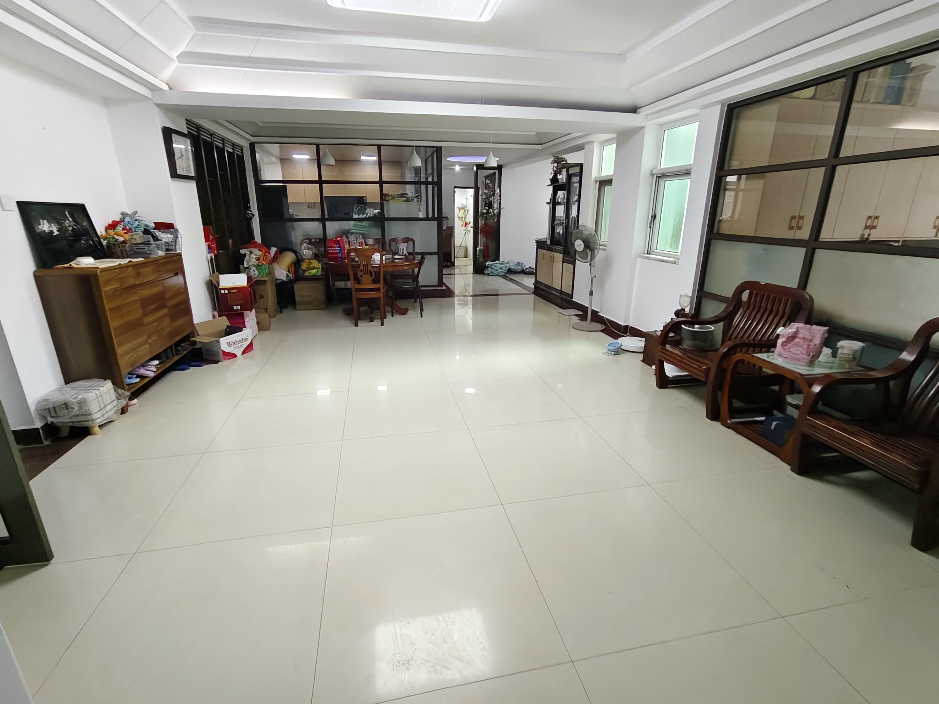 京江广场  4室2厅2卫    4700.0元/月 京江广场  4室2厅2卫    4700.0元/月室内图