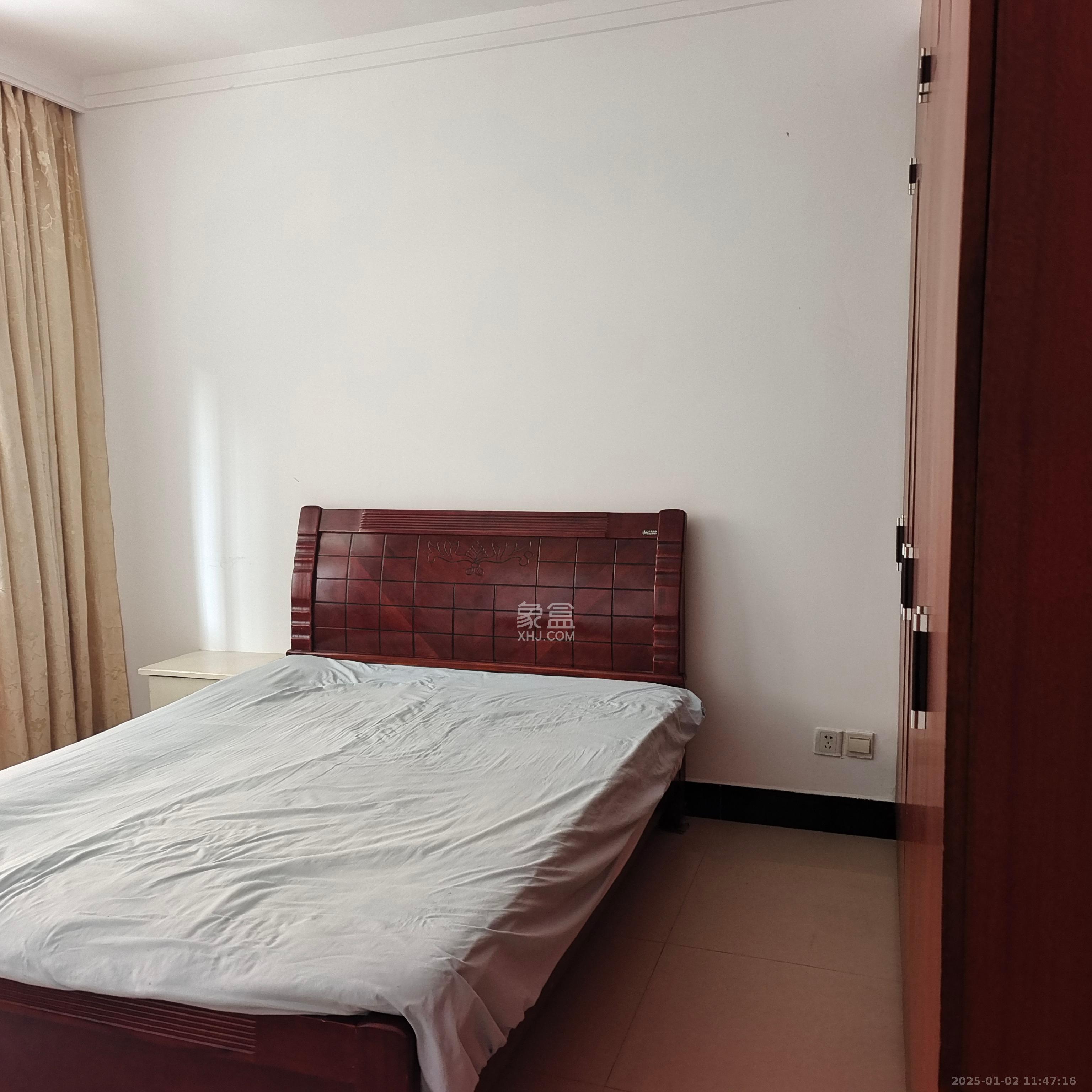 黄鹤小区1片 3室2厅1卫 1800.0元/月 黄鹤小区1片 3室2厅1卫 1800.0元/月室内图