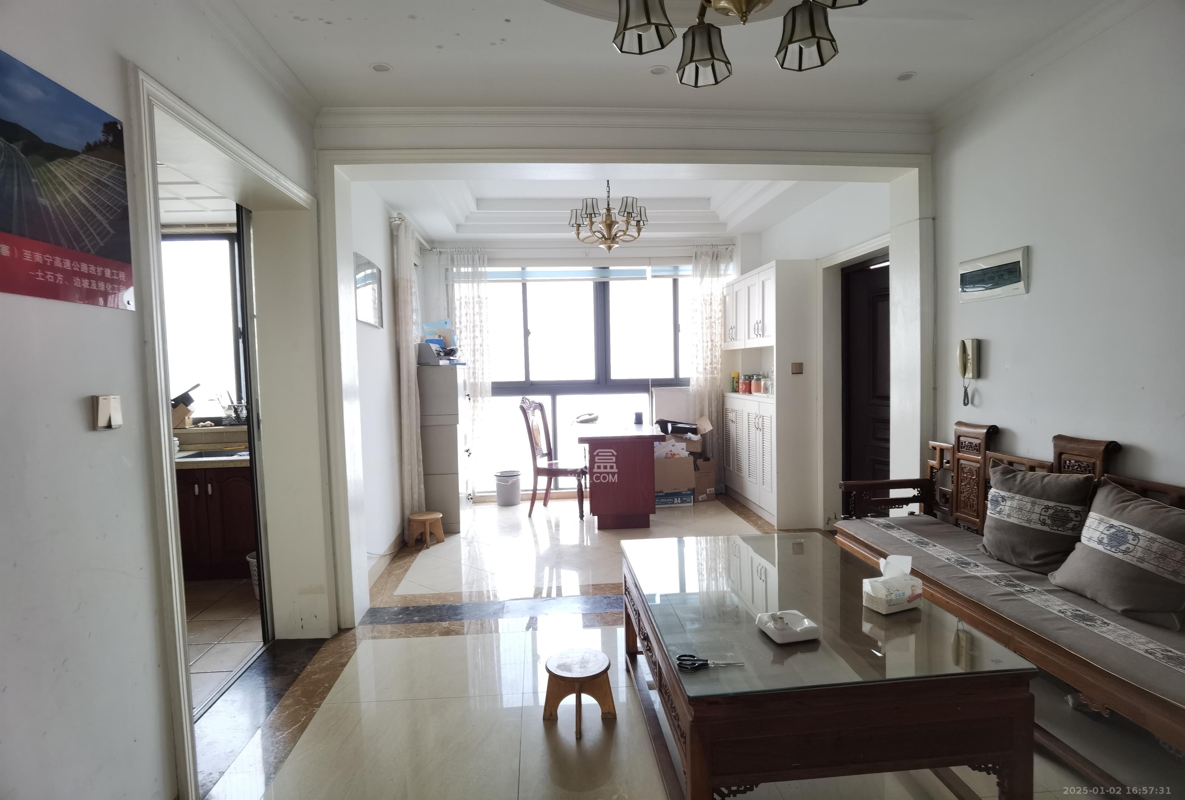 联诚国际城 4室2厅2卫 2100.0元/月 联诚国际城 4室2厅2卫 2100.0元/月室内图