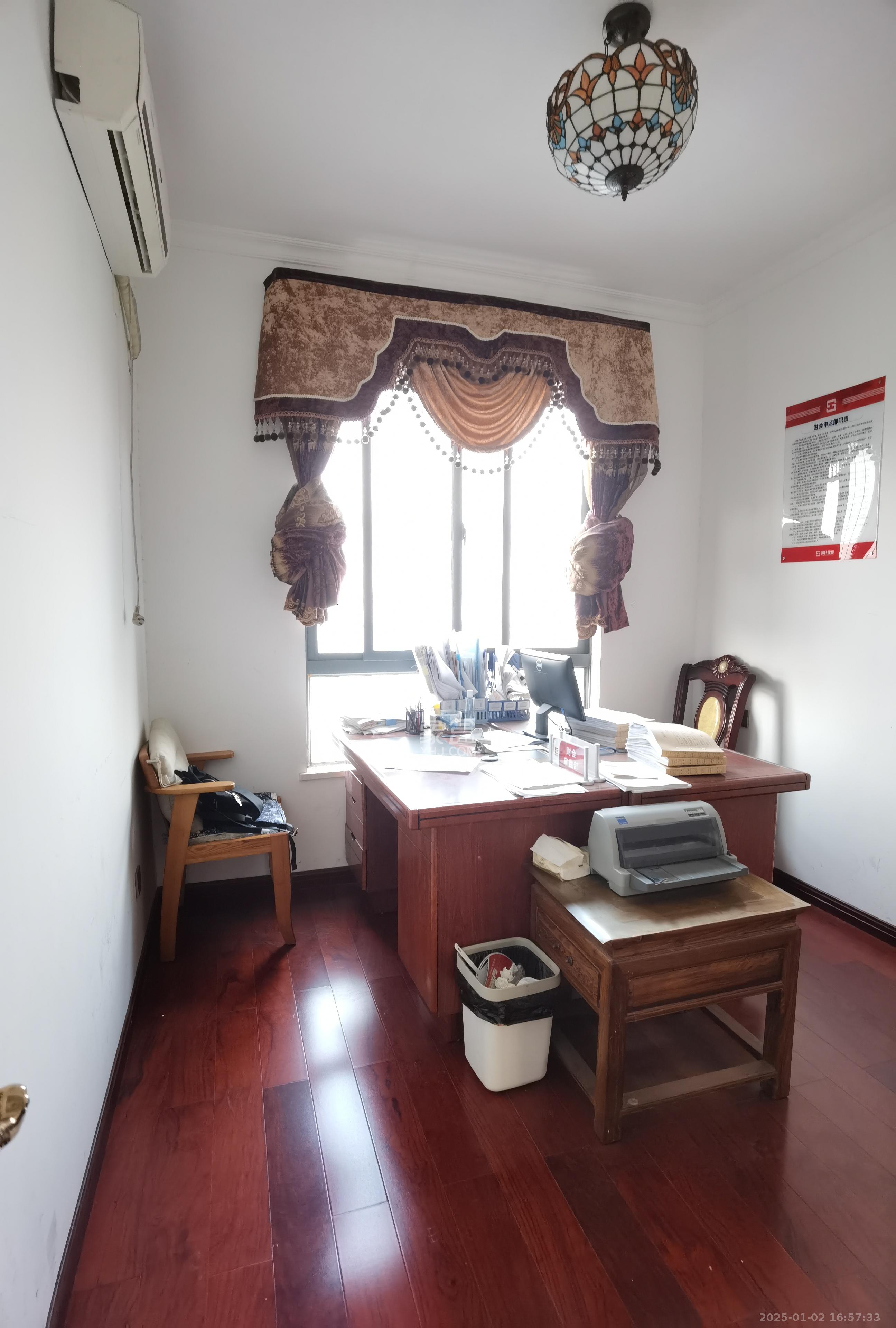 联诚国际城 4室2厅2卫 2100.0元/月 联诚国际城 4室2厅2卫 2100.0元/月室内图