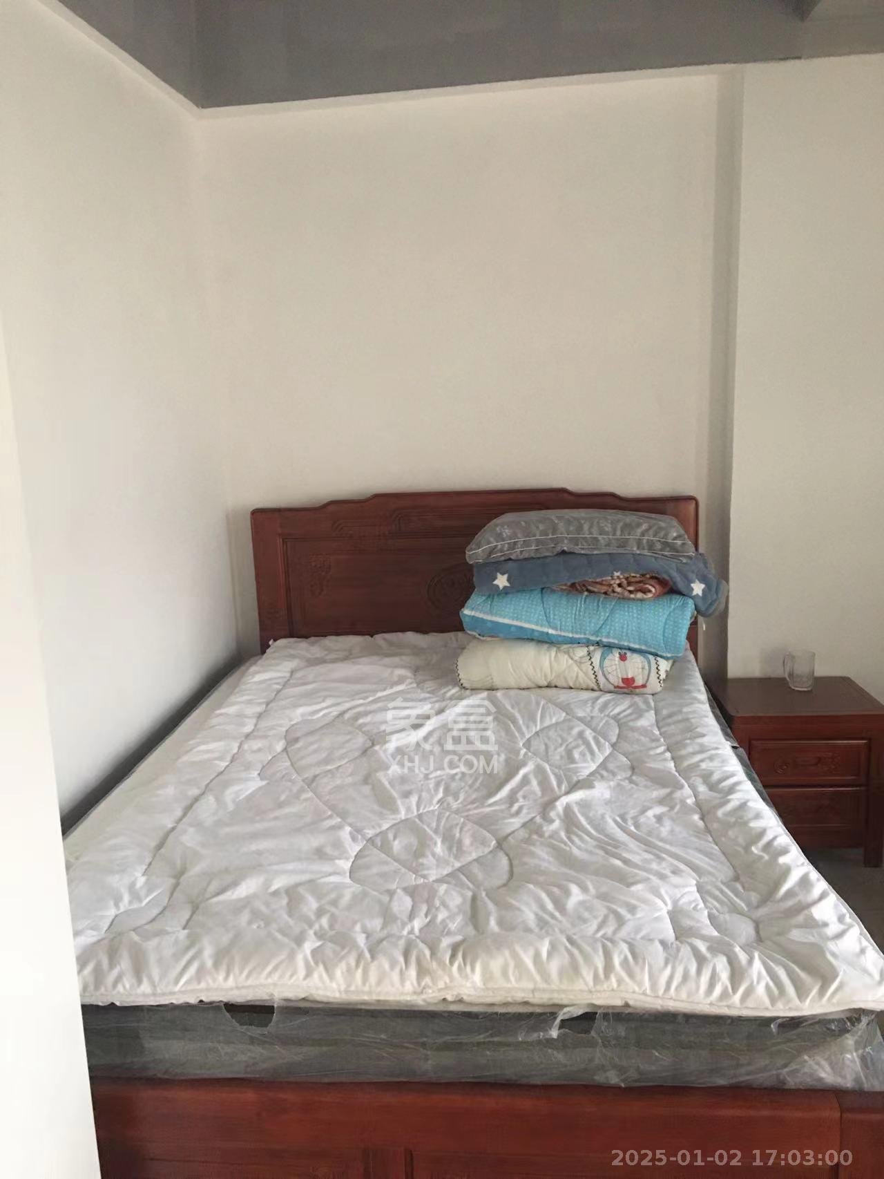 中南大学南校区工商银行宿舍 1室1厅1卫 2200.0元/月 中南大学南校区工商银行宿舍 1室1厅1卫 2200.0元/月室内图