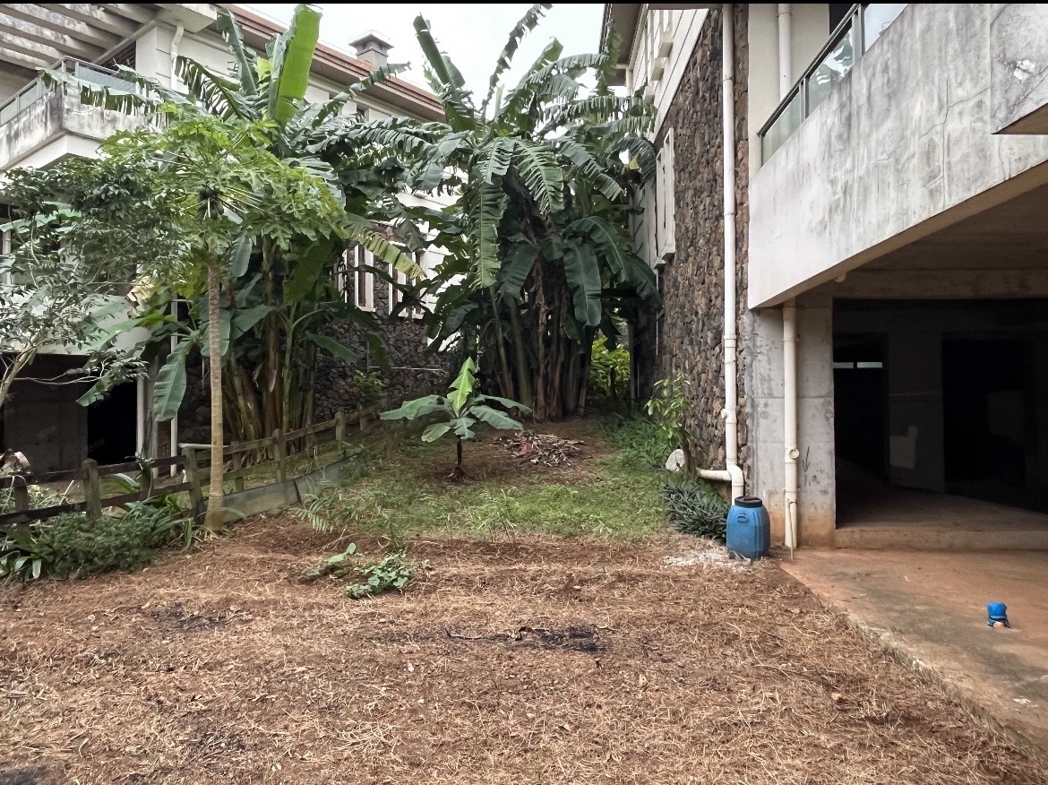 美灵湖 6室2厅2卫 900.0万 美灵湖 6室2厅2卫 900.0万客厅