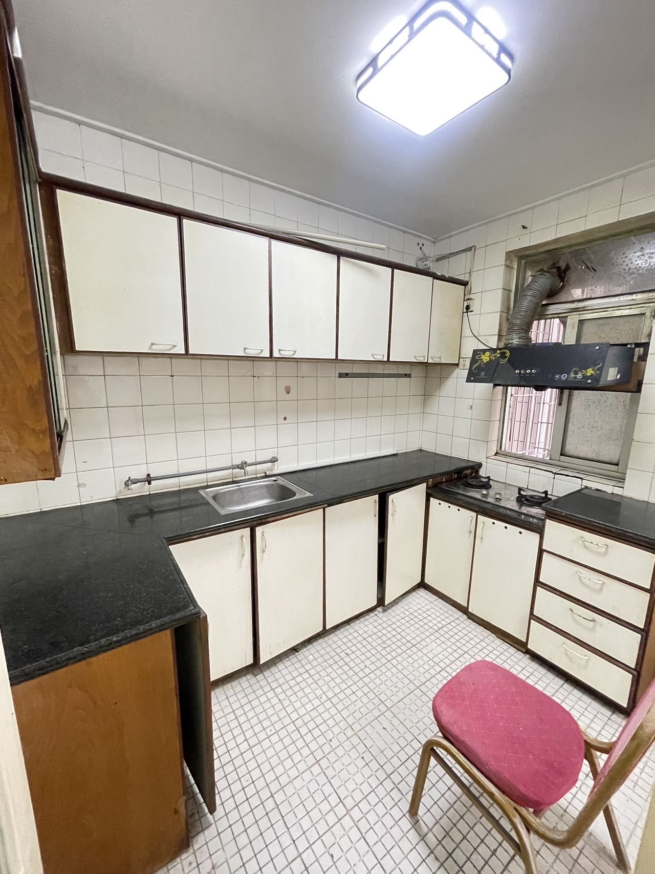 九都大厦  3室2厅2卫   130.00万户型图