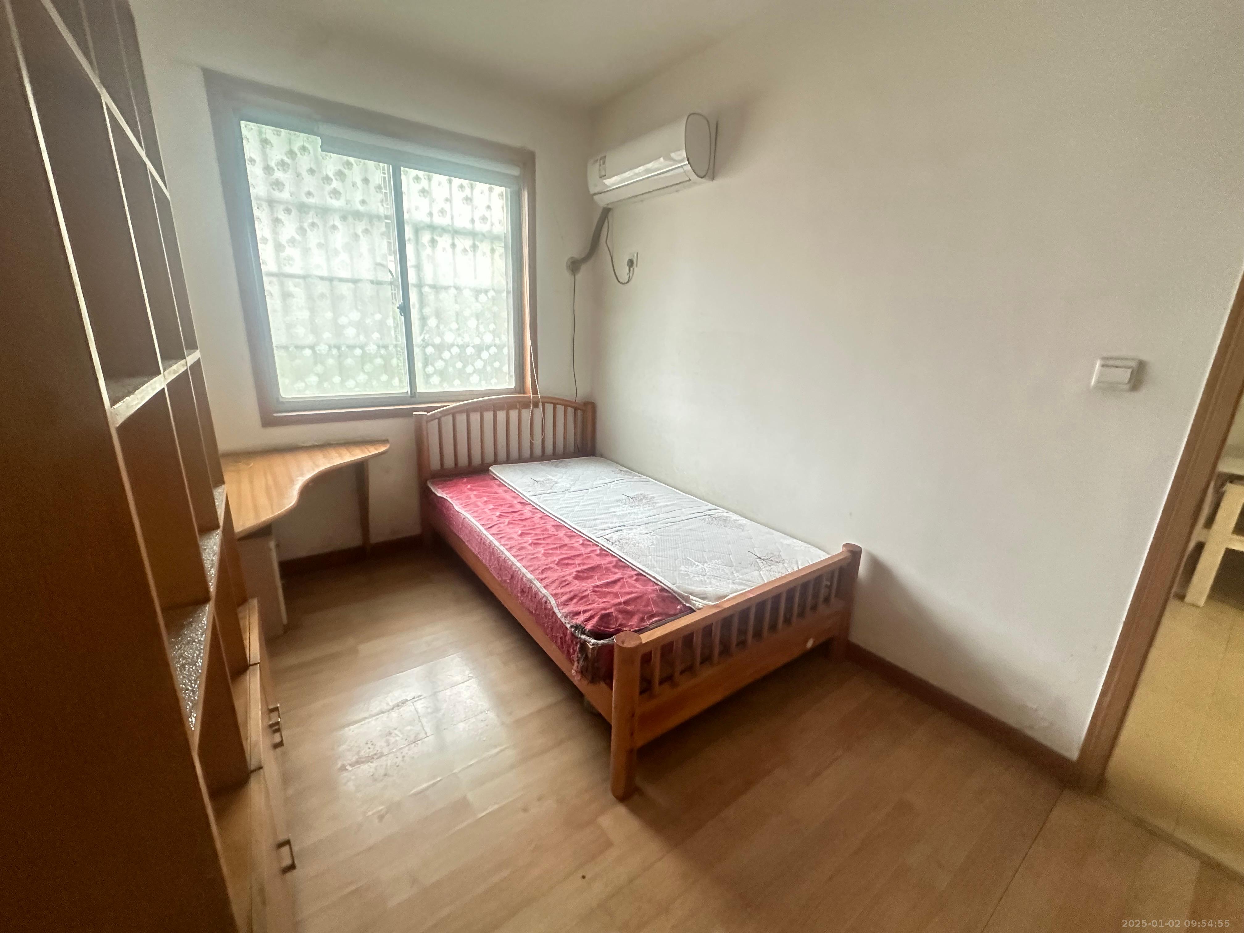 中南汽车世界  3室2厅2卫    1300.0元/月 中南汽车世界  3室2厅2卫    1300.0元/月室内图