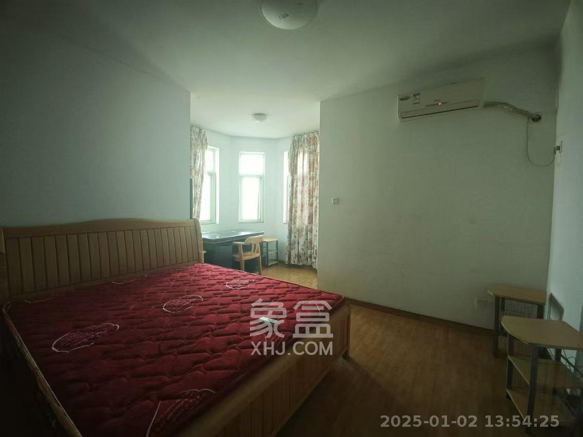 格林星城  3室2厅2卫    2400.0元/月室内图