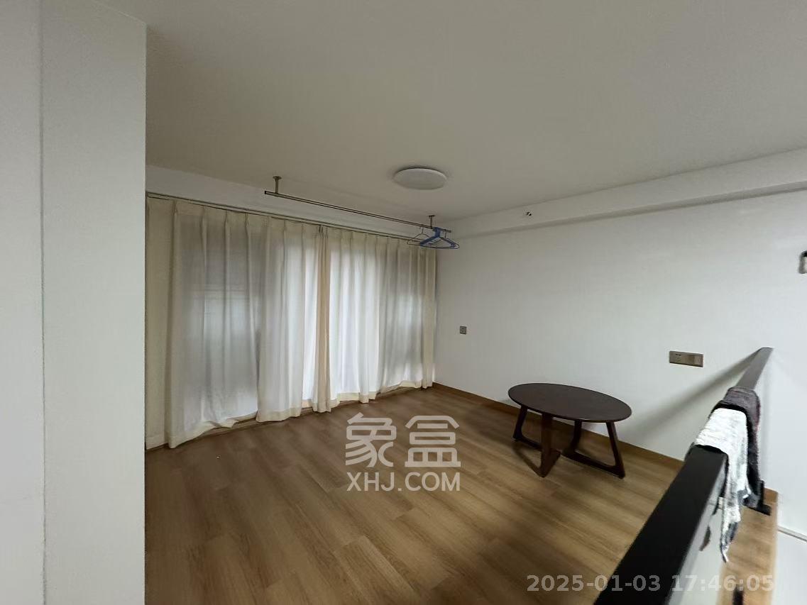 卓越中寰  1室1厅1卫   2500.00元/月室内图
