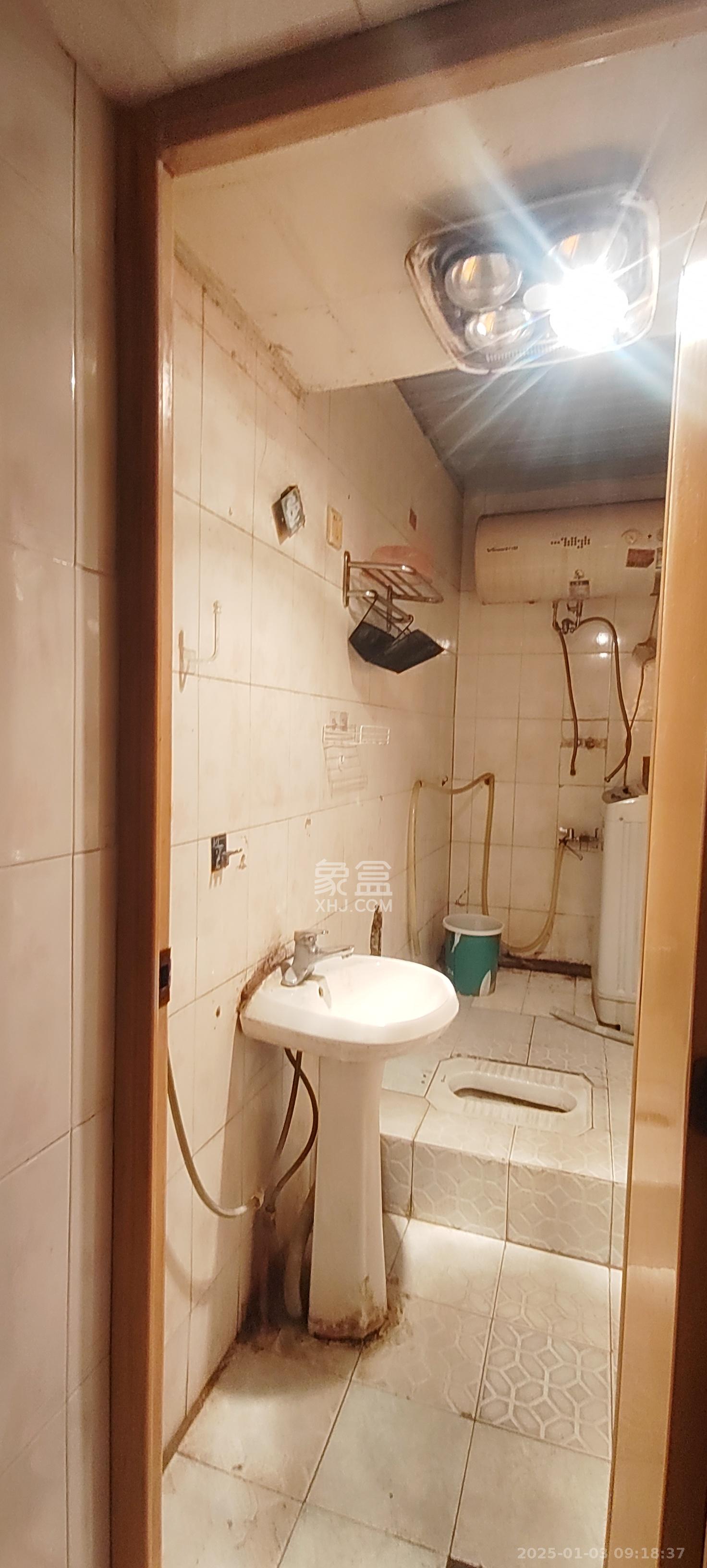 长钢宿舍小区  2室1厅1卫   1500.00元/月室内图