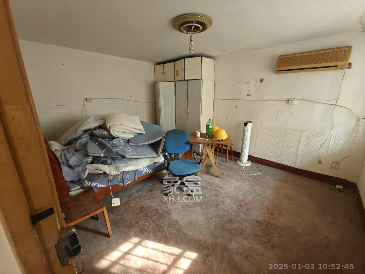 英才园三片  4室2厅2卫    3800.0元/月 英才园三片  4室2厅2卫    3800.0元/月室内图