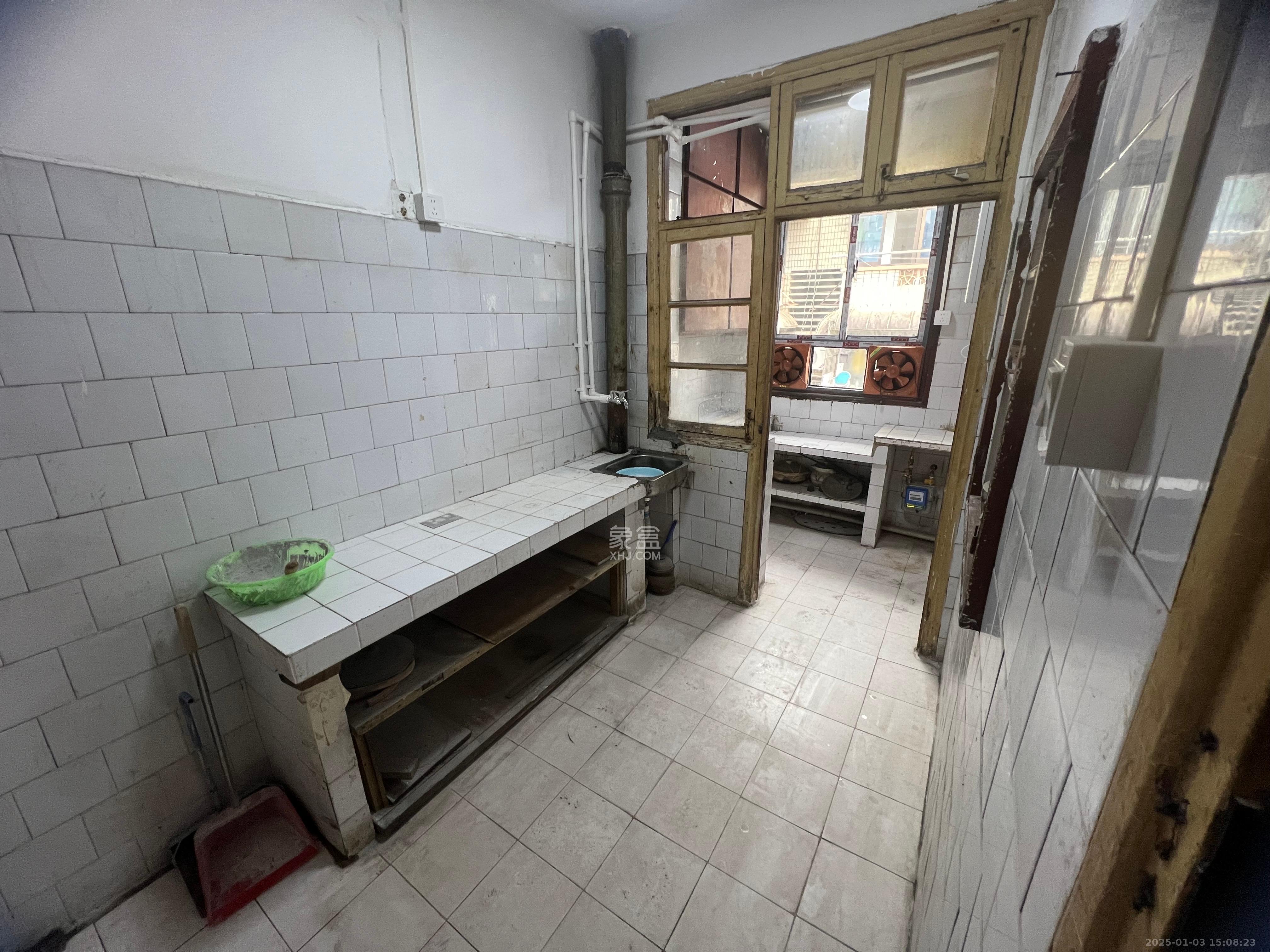 燕兴宿舍 3室1厅1卫 1900.0元/月 燕兴宿舍 3室1厅1卫 1900.0元/月室内图