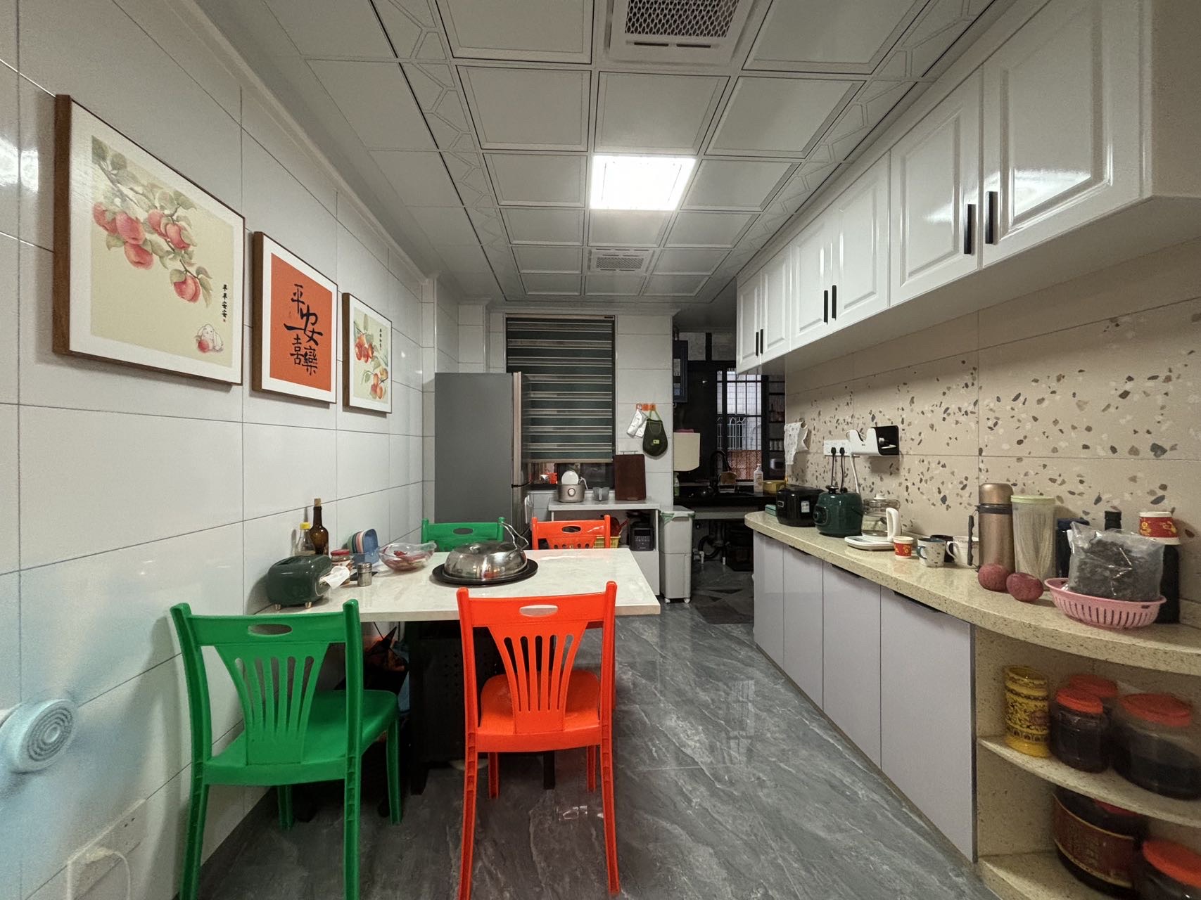 凤翔新村 3室2厅1卫 99.0万 凤翔新村 3室2厅1卫 99.0万客厅