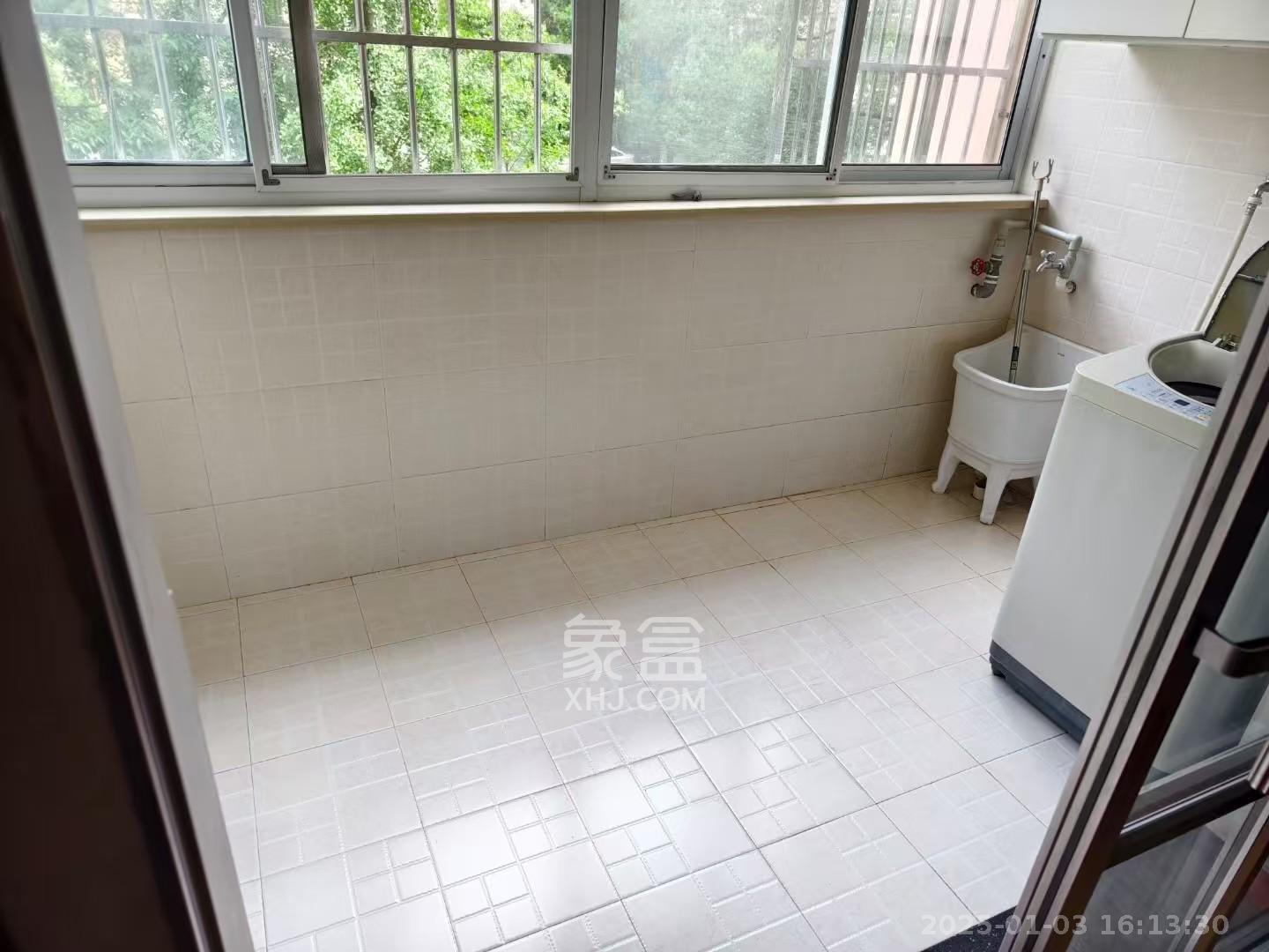 新星小区 3室1厅1卫 2000.0元/月 新星小区 3室1厅1卫 2000.0元/月室内图