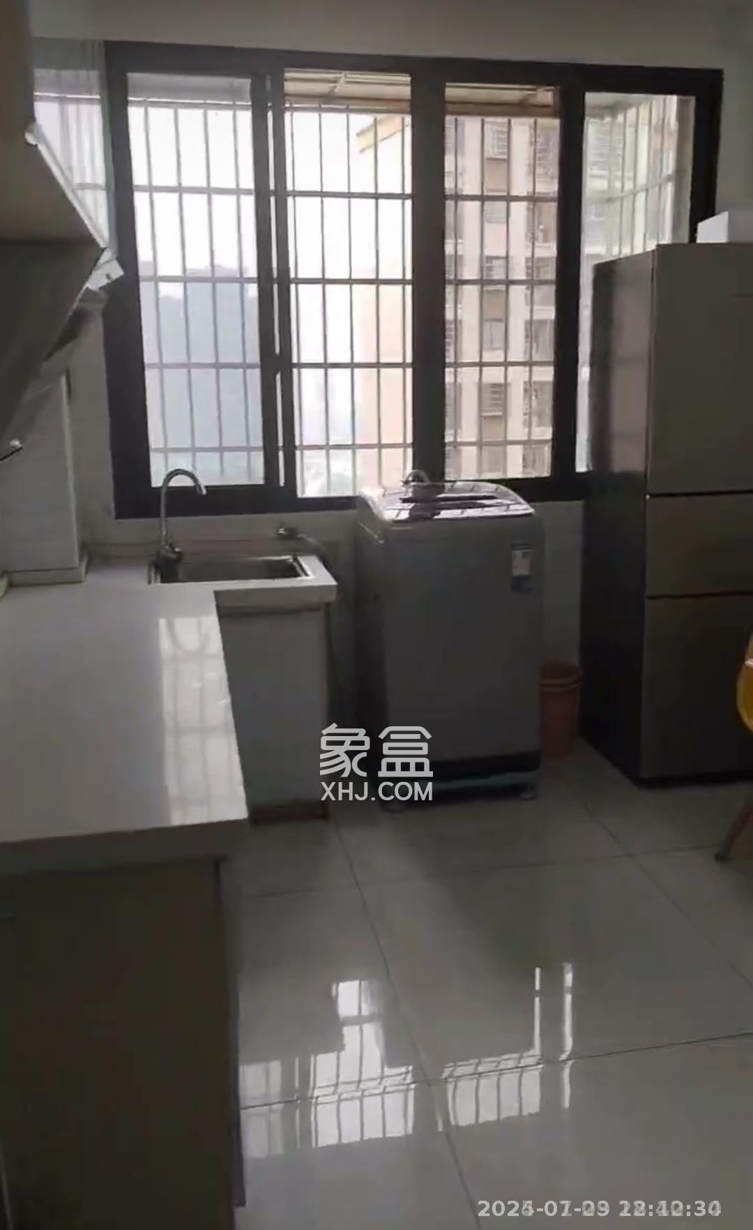 嘉顺苑 1室1厅1卫 2400.00元/月 嘉顺苑 1室1厅1卫 2400.00元/月室内图