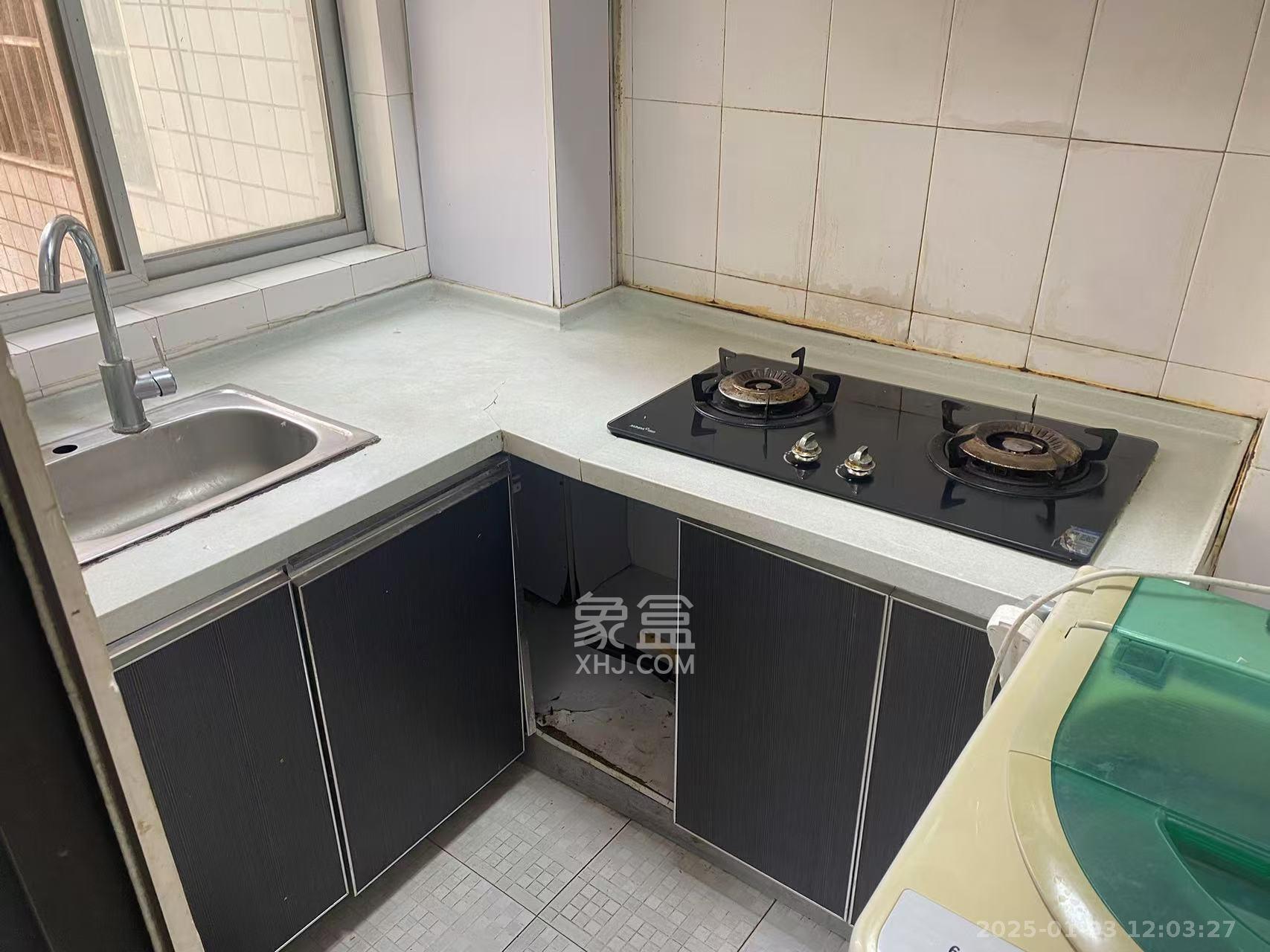 东方新世界  1室1厅1卫   1350.00元/月室内图