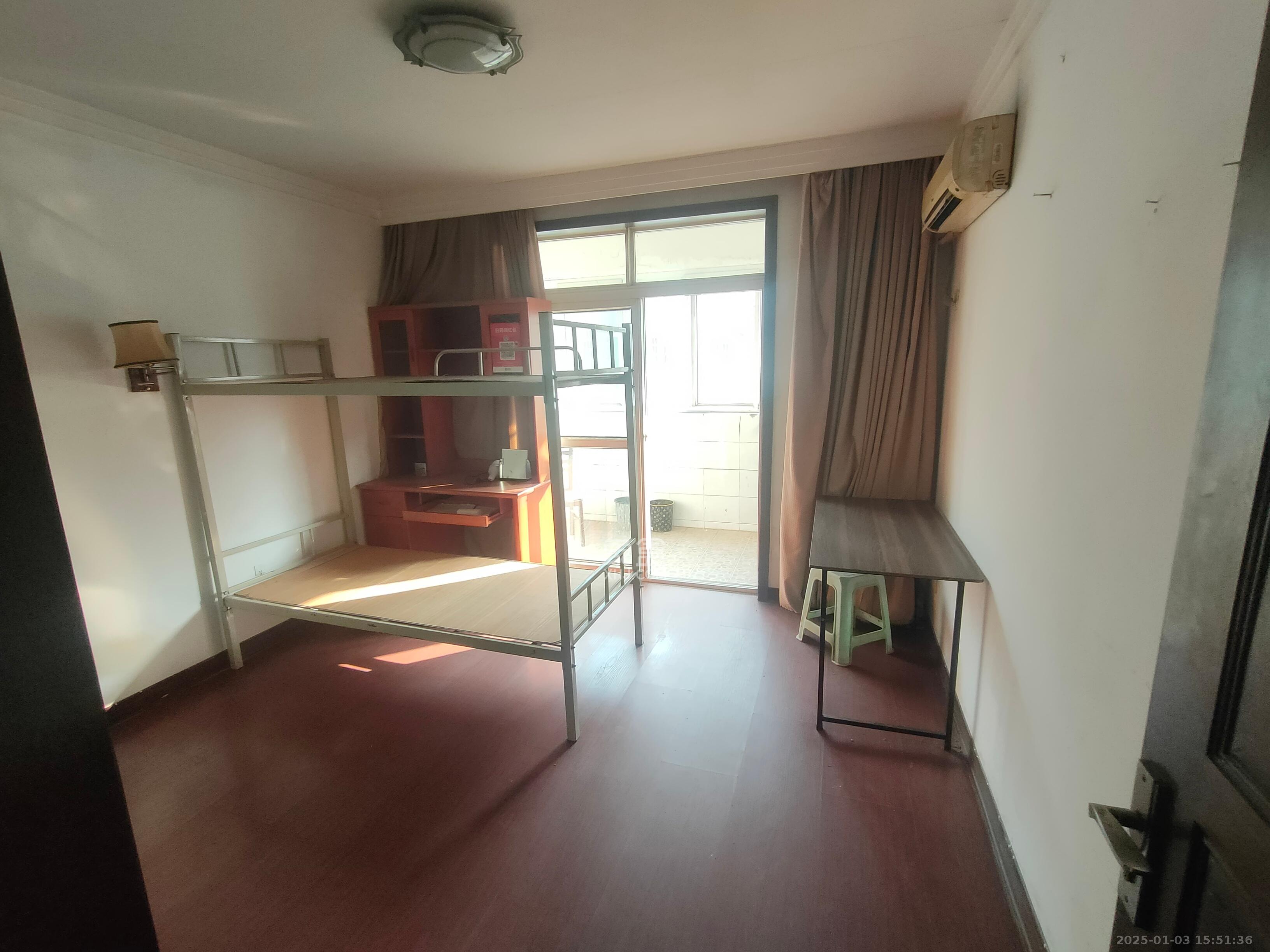 德馨园  3室2厅2卫    1800.0元/月 德馨园  3室2厅2卫    1800.0元/月室内图