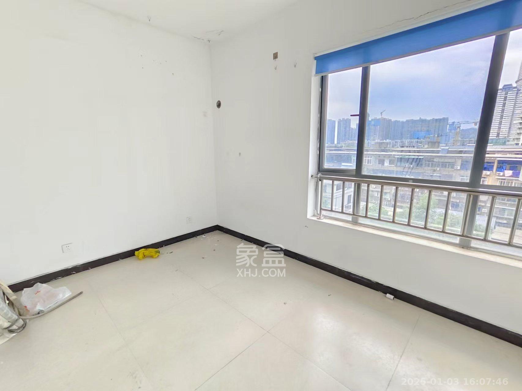 东宸19公馆  3室2厅1卫    3500.0元/月室内图