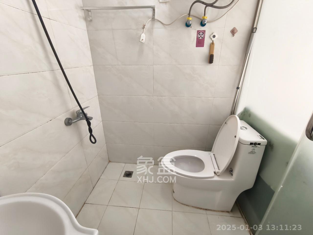 好莱城（弘德西街）  1室1厅1卫   1200.00元/月室内图