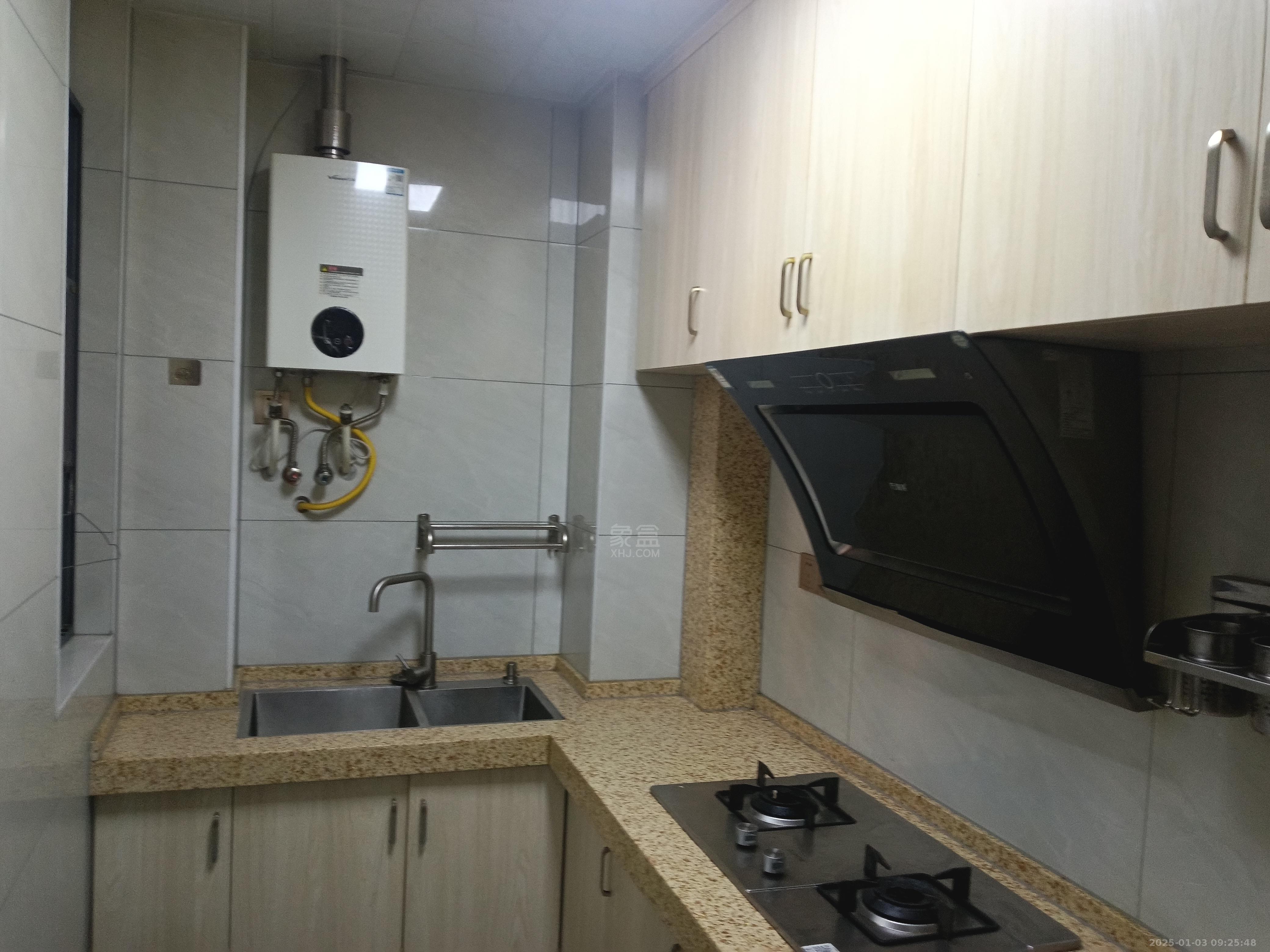 流金岁月-华晨国际 2室2厅1卫 2300.0元/月 流金岁月-华晨国际 2室2厅1卫 2300.0元/月室内图