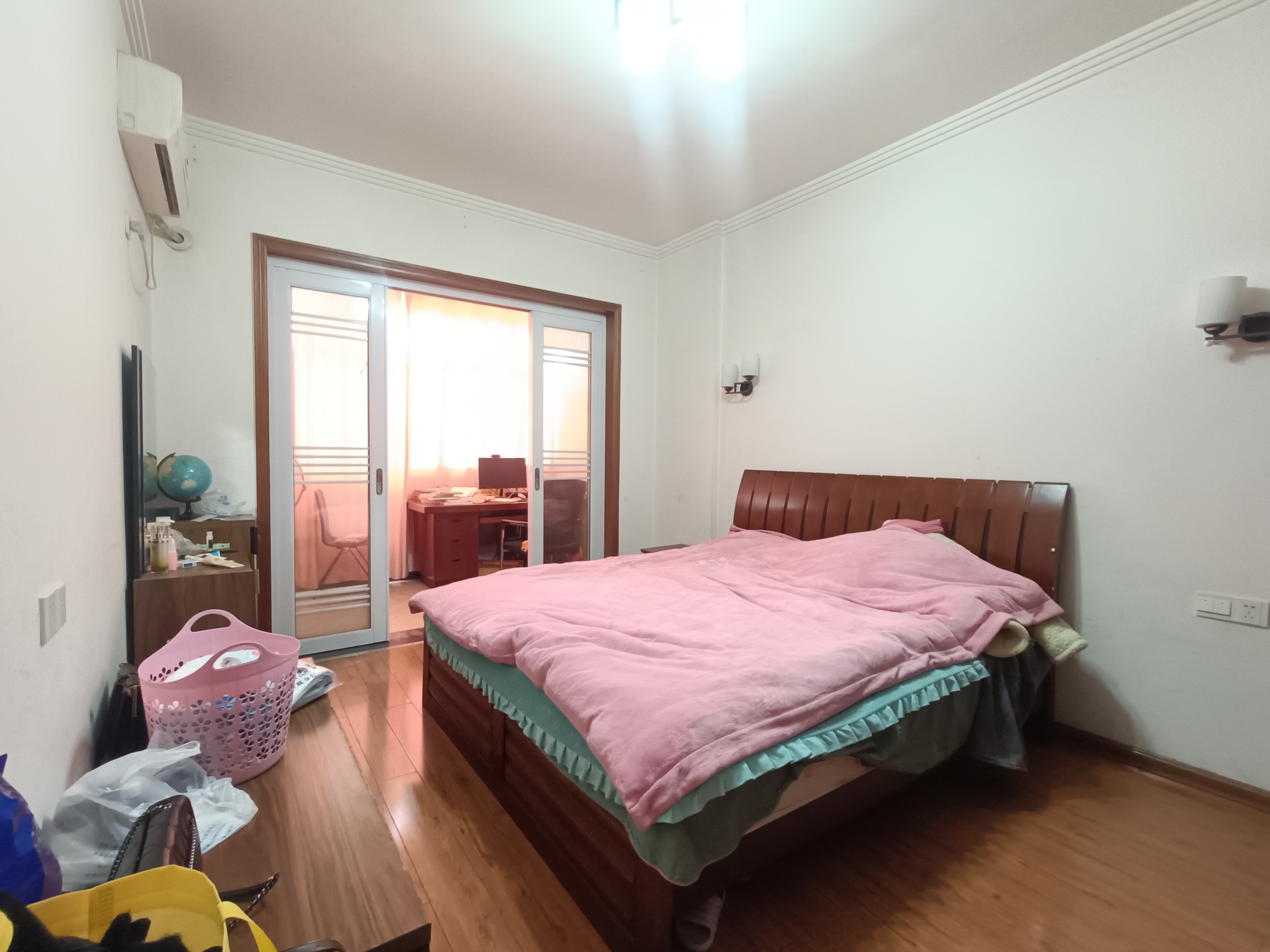 广成大厦 3室2厅2卫 2100.0元/月 广成大厦 3室2厅2卫 2100.0元/月室内图