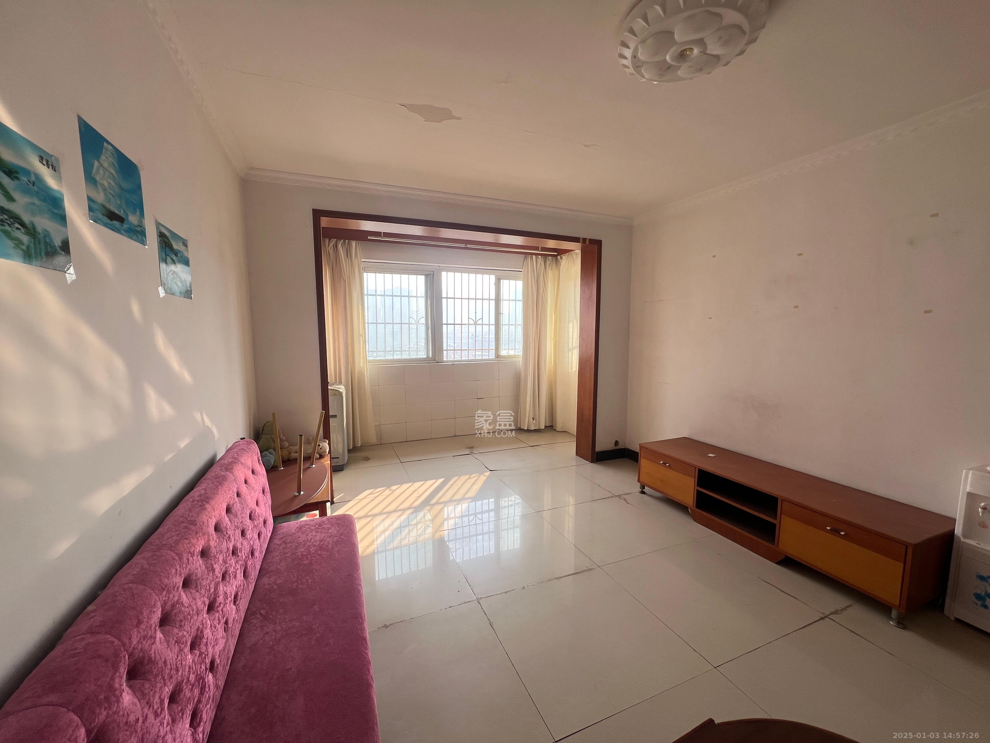 佳园星城 1室2厅1卫 1600.0元/月 佳园星城 1室2厅1卫 1600.0元/月室内图