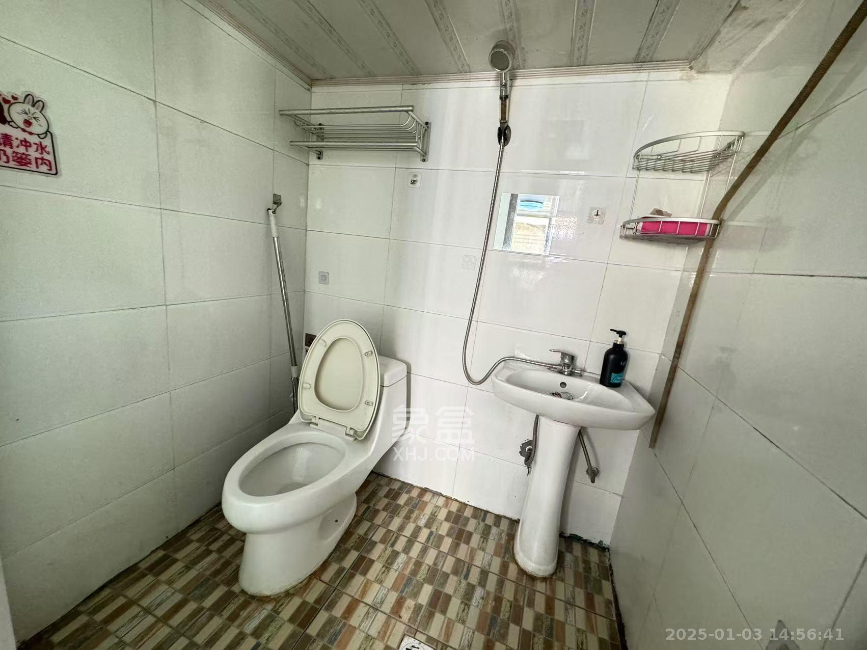 星沙四区 1室1厅1卫 900.0元/月 星沙四区 1室1厅1卫 900.0元/月室内图