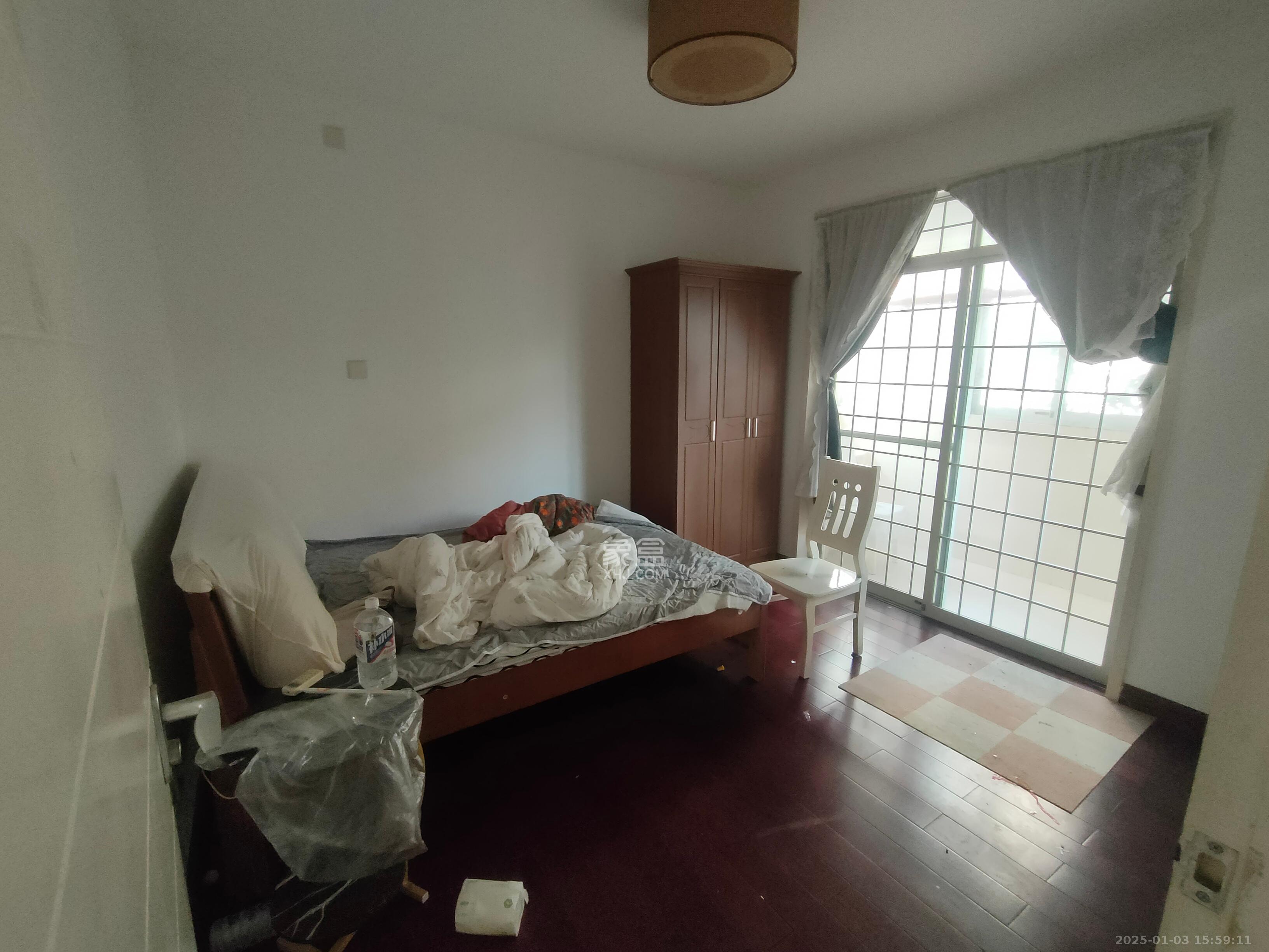 德馨园  3室1厅1卫   2000.00元/月室内图