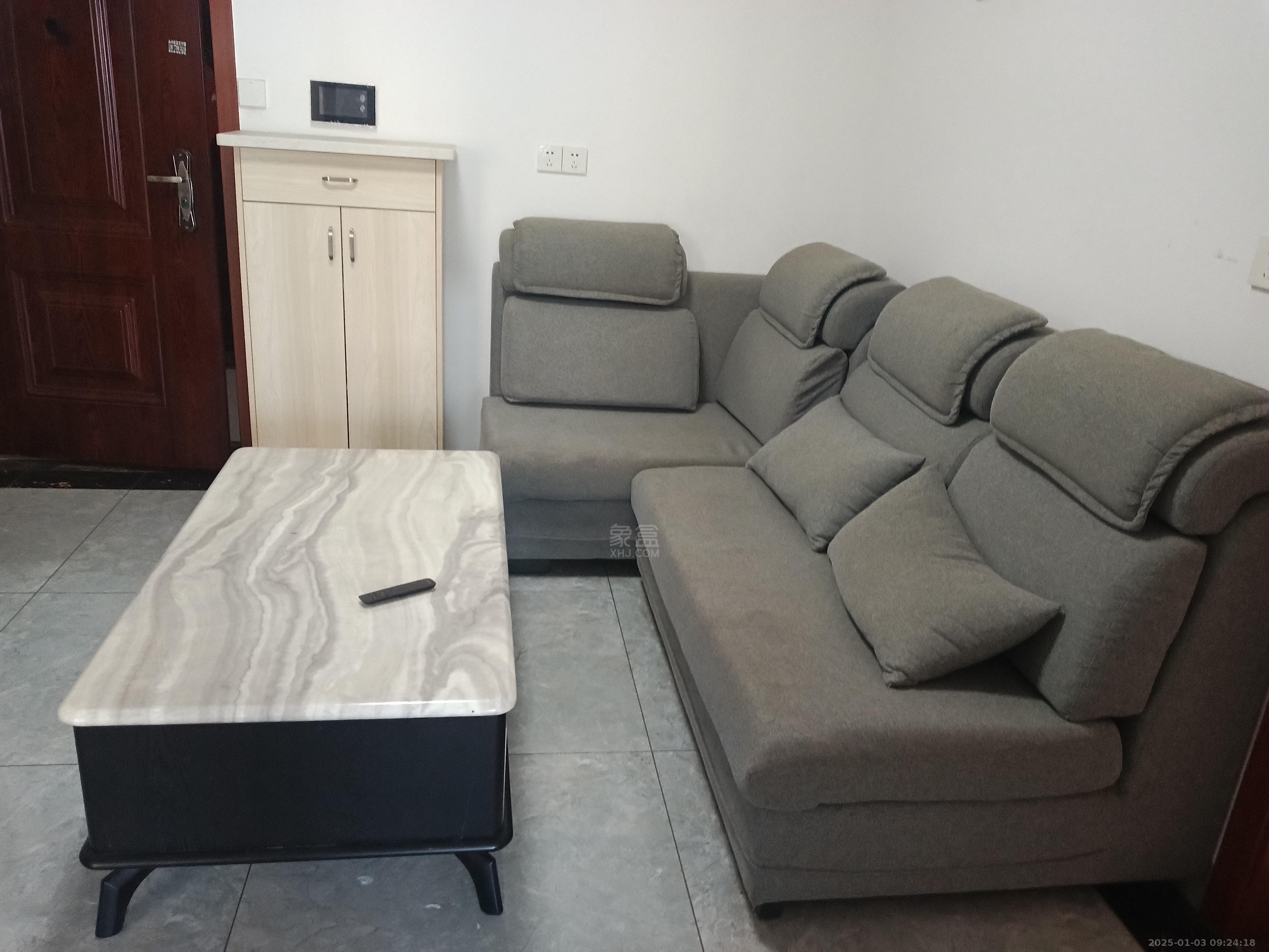 流金岁月-华晨国际 2室2厅1卫 2300.0元/月 流金岁月-华晨国际 2室2厅1卫 2300.0元/月室内图