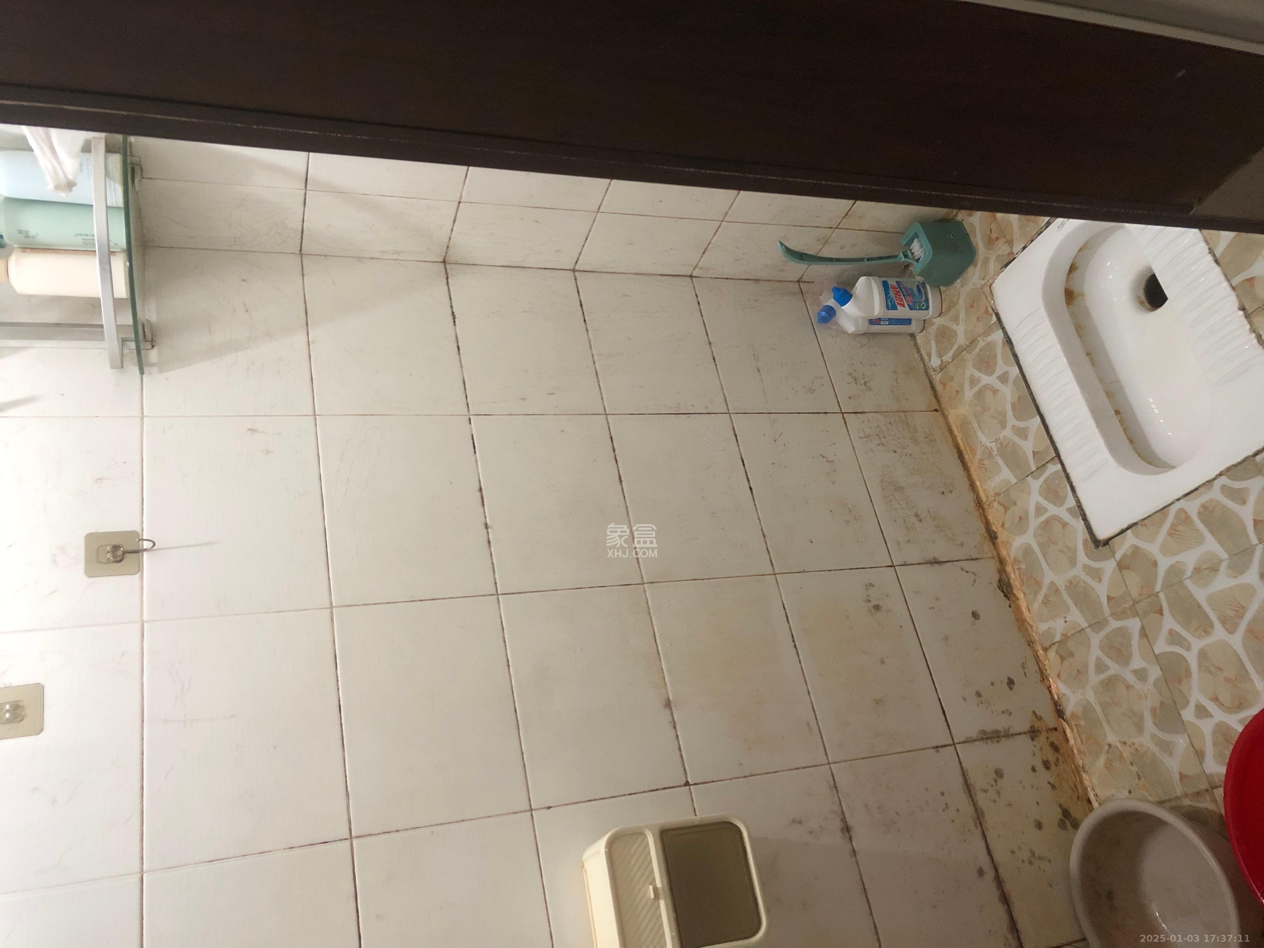 测绘局单位房 2室1厅1卫 1400.0元/月 测绘局单位房 2室1厅1卫 1400.0元/月室内图