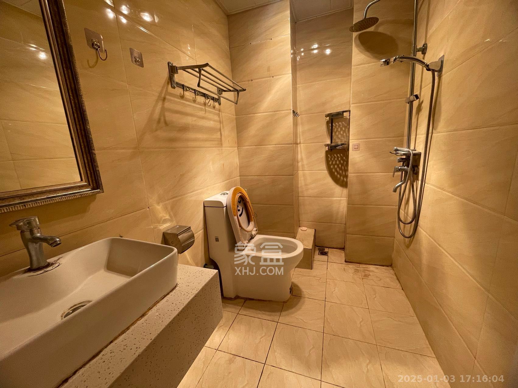 阳光锦城  1室1厅1卫    2400.0元/月 阳光锦城  1室1厅1卫    2400.0元/月室内图