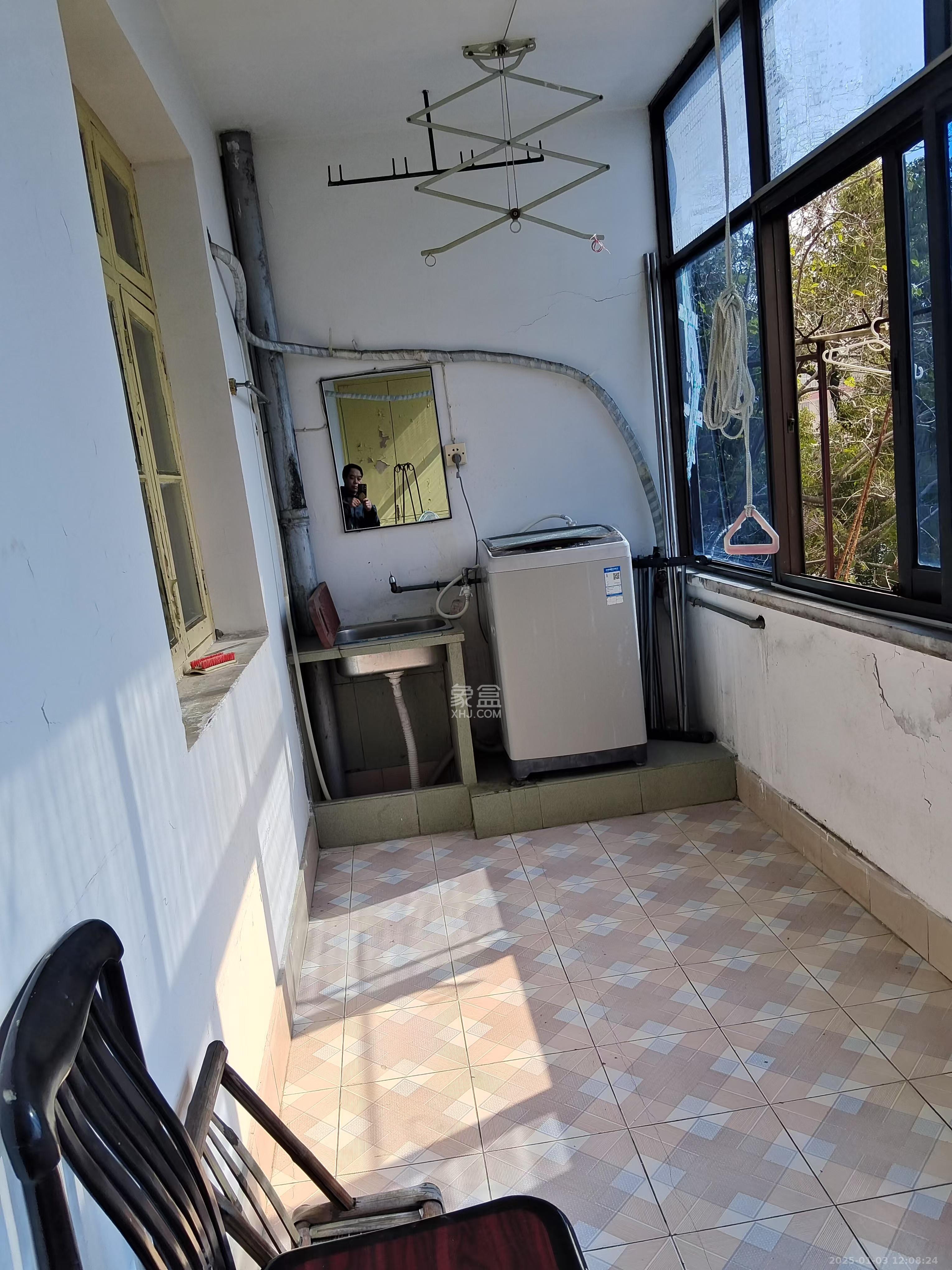 湘雅医学院(湘雅附一北院) 3室1厅1卫 2000.0元/月 湘雅医学院(湘雅附一北院) 3室1厅1卫 2000.0元/月室内图