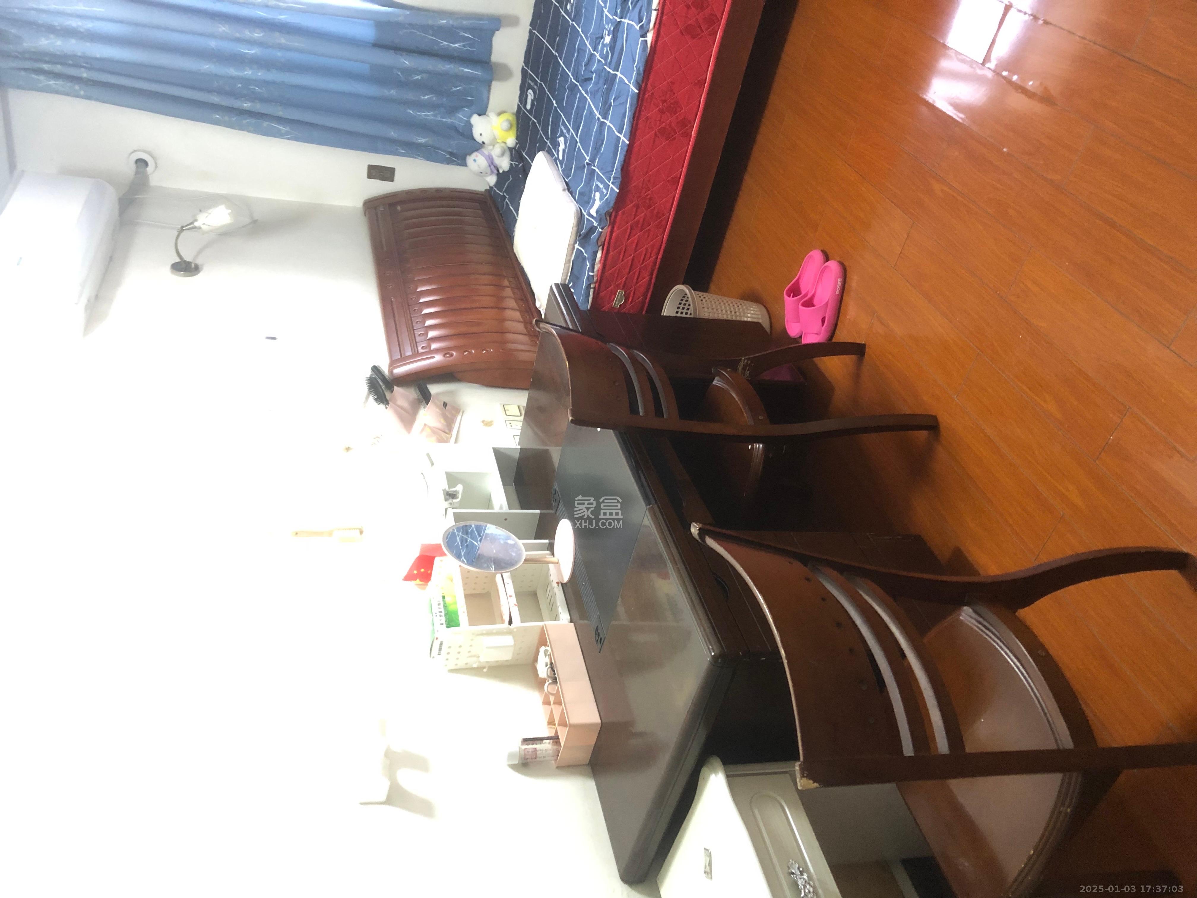 测绘局单位房 2室1厅1卫 1400.0元/月 测绘局单位房 2室1厅1卫 1400.0元/月室内图