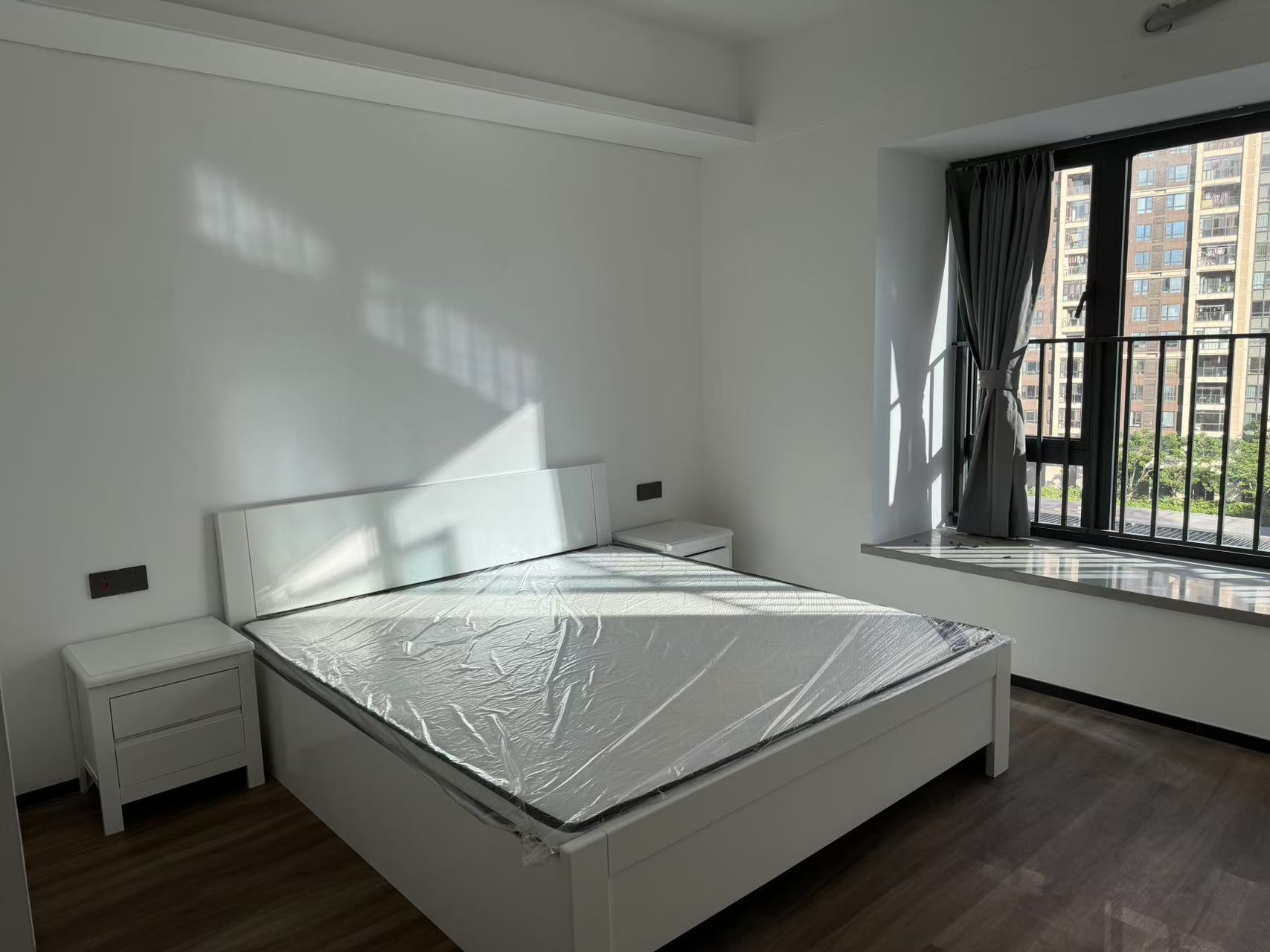 华润中心三期 4室2厅2卫 6500.0元/月 华润中心三期 4室2厅2卫 6500.0元/月室内图