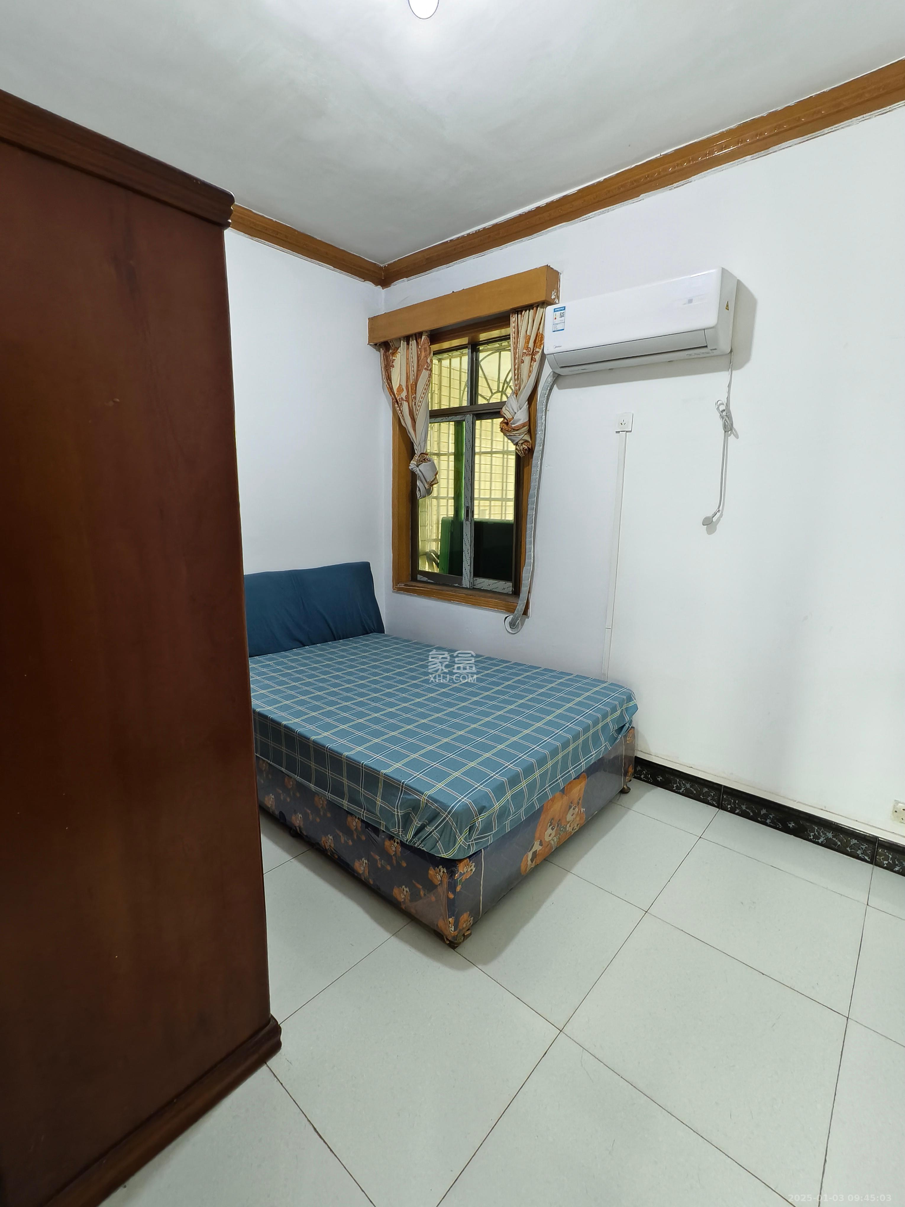 大桥一,二区 3室2厅1卫 2200.0元/月 大桥一,二区 3室2厅1卫 2200.0元/月室内图