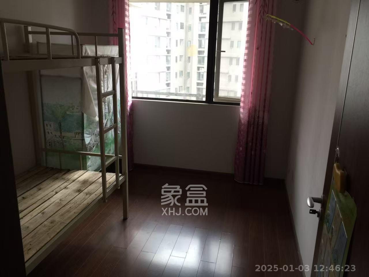 万科城市花园  3室2厅2卫   2000.00元/月室内图